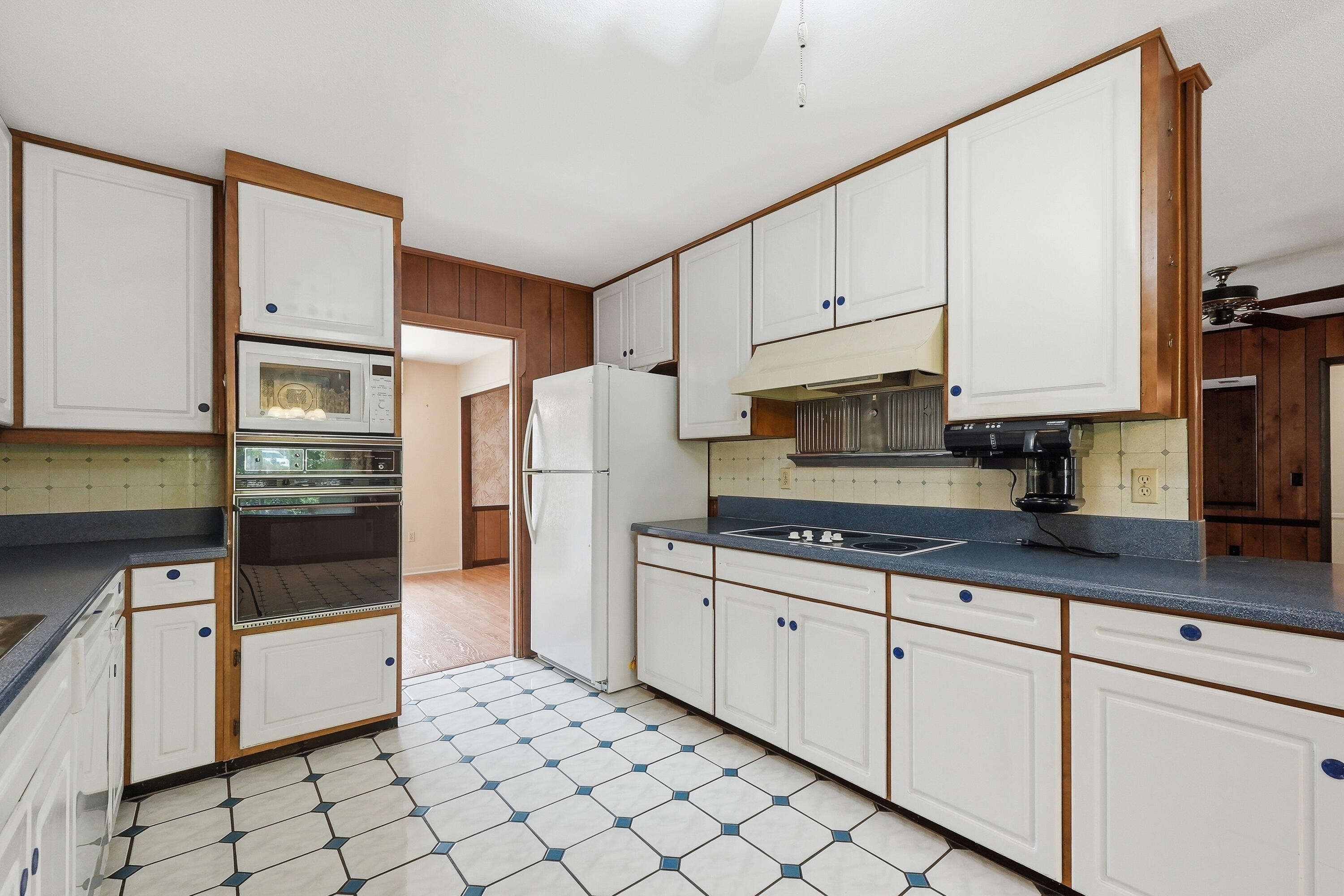 BAYOU POQUITO - Residential