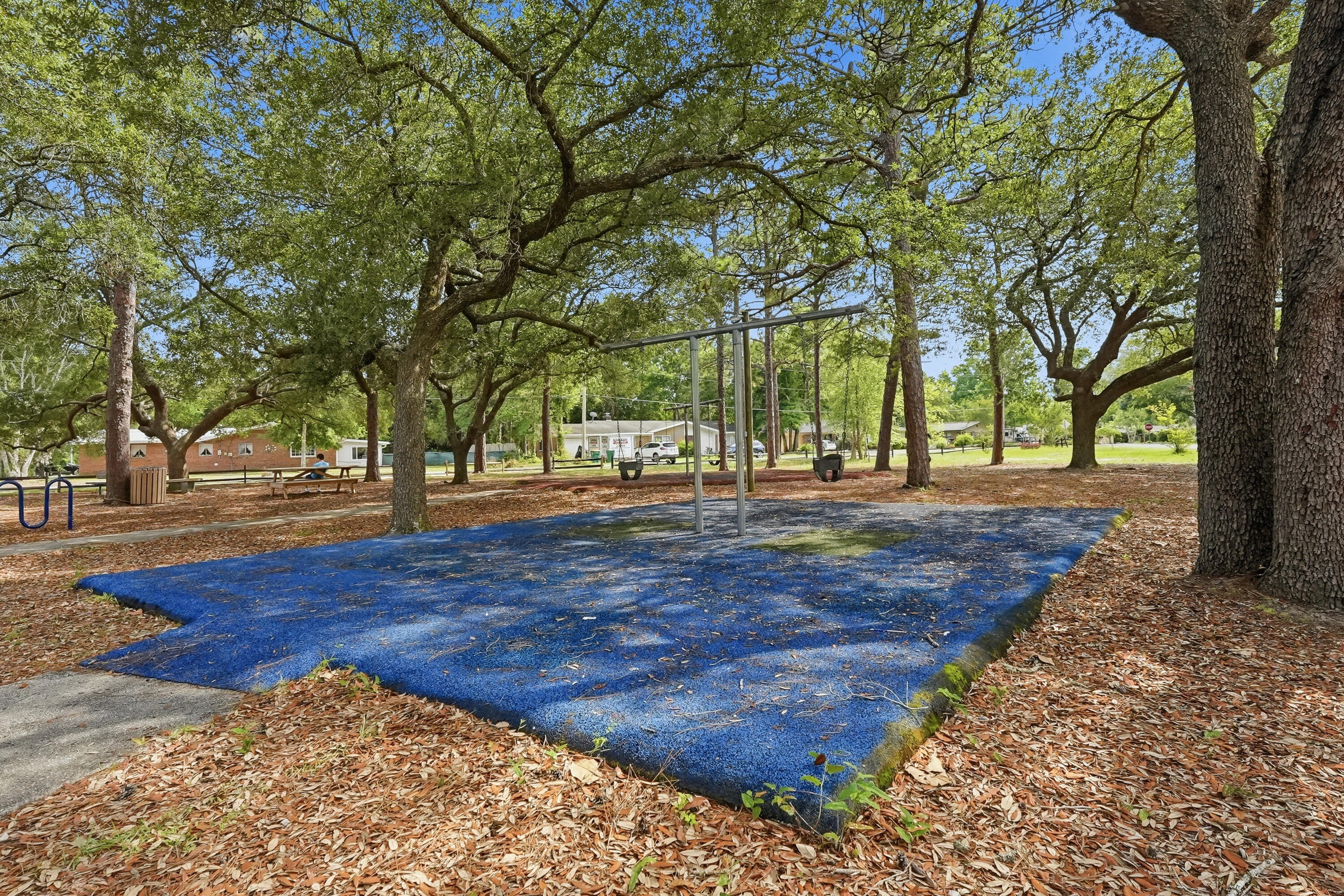 BAYOU POQUITO - Residential