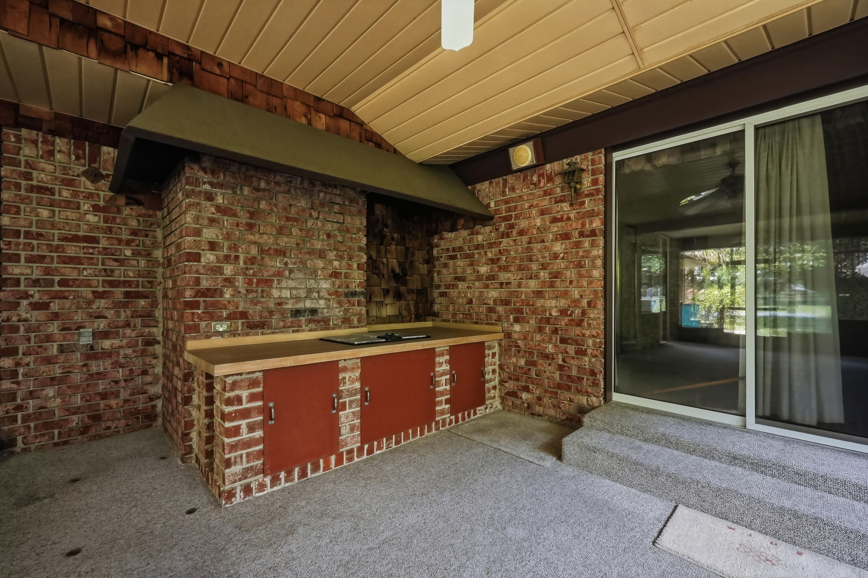 BAYOU POQUITO - Residential
