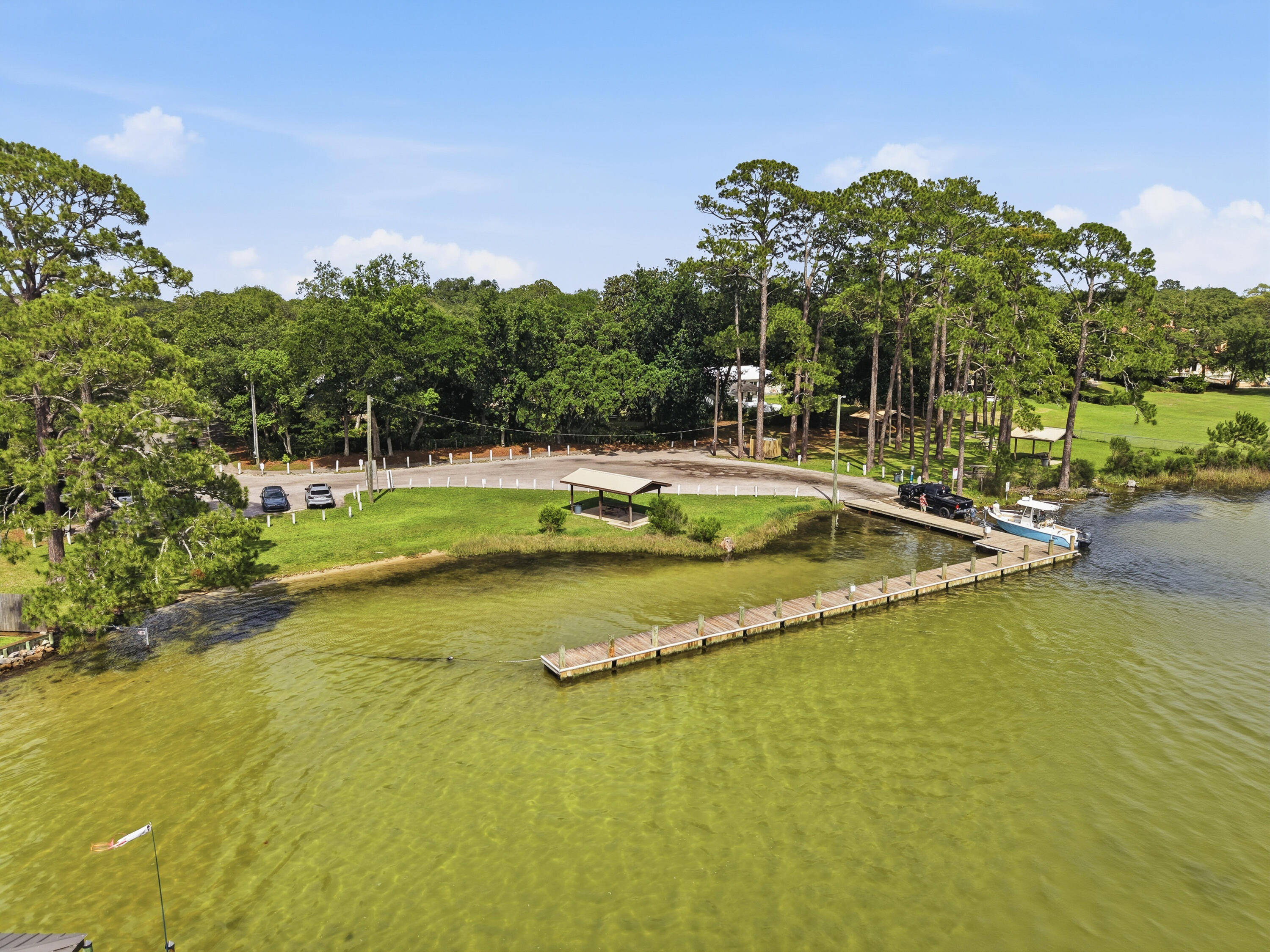 BAYOU POQUITO - Residential