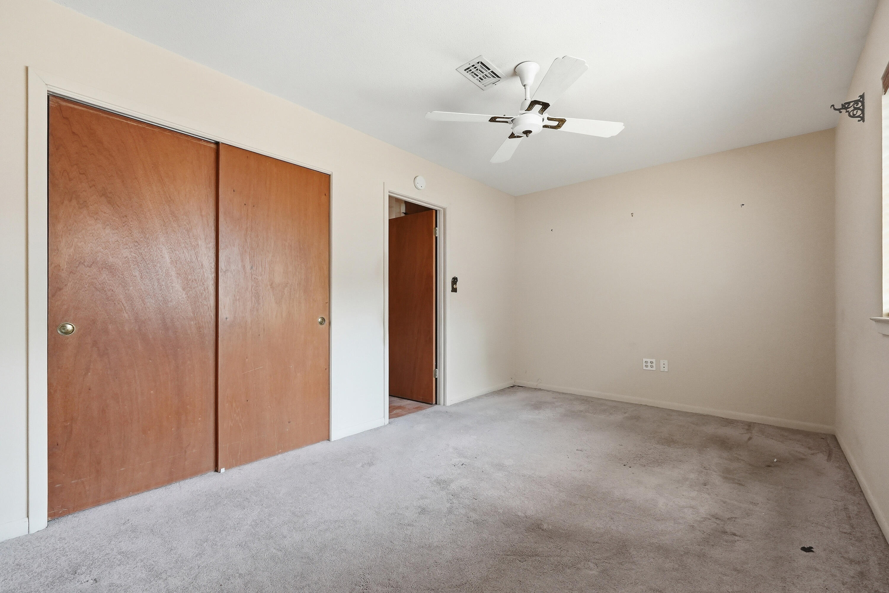 BAYOU POQUITO - Residential
