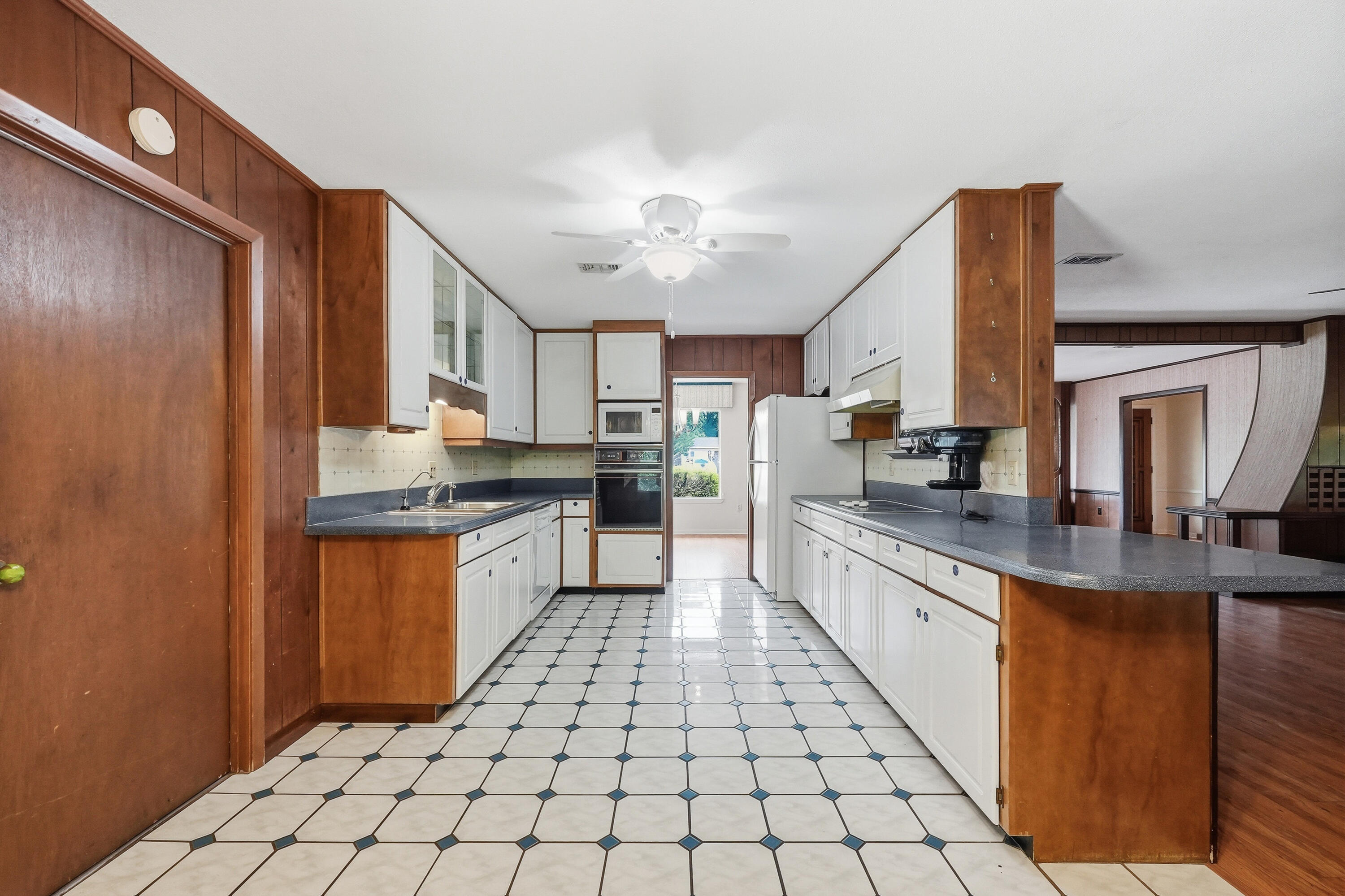 BAYOU POQUITO - Residential