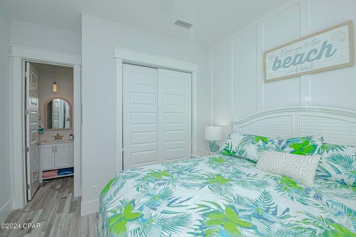 HOLLYWOOD BEACH - Residential
