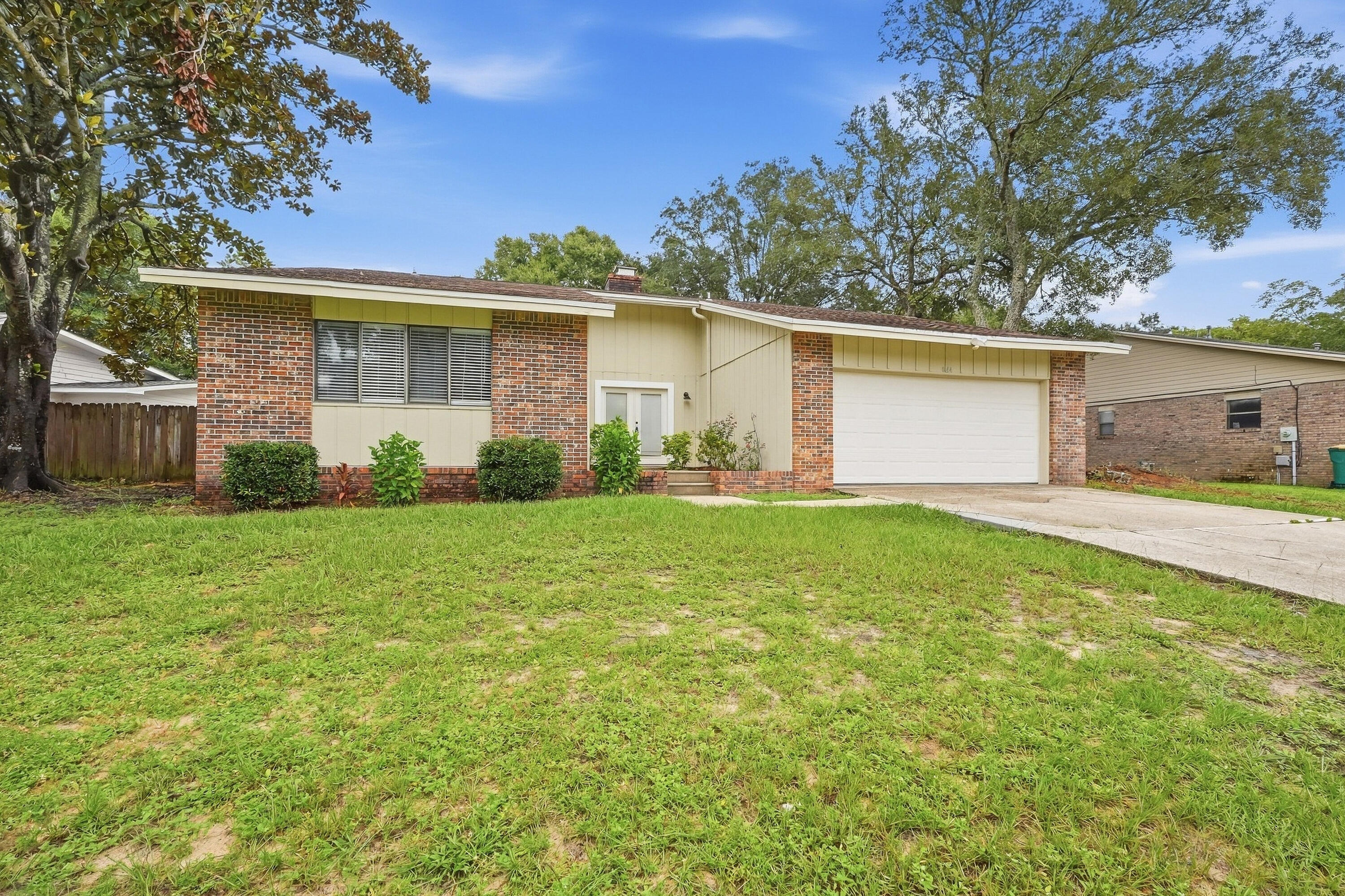 BLUEWATER BAY VILLAGE 1A - Residential Lease