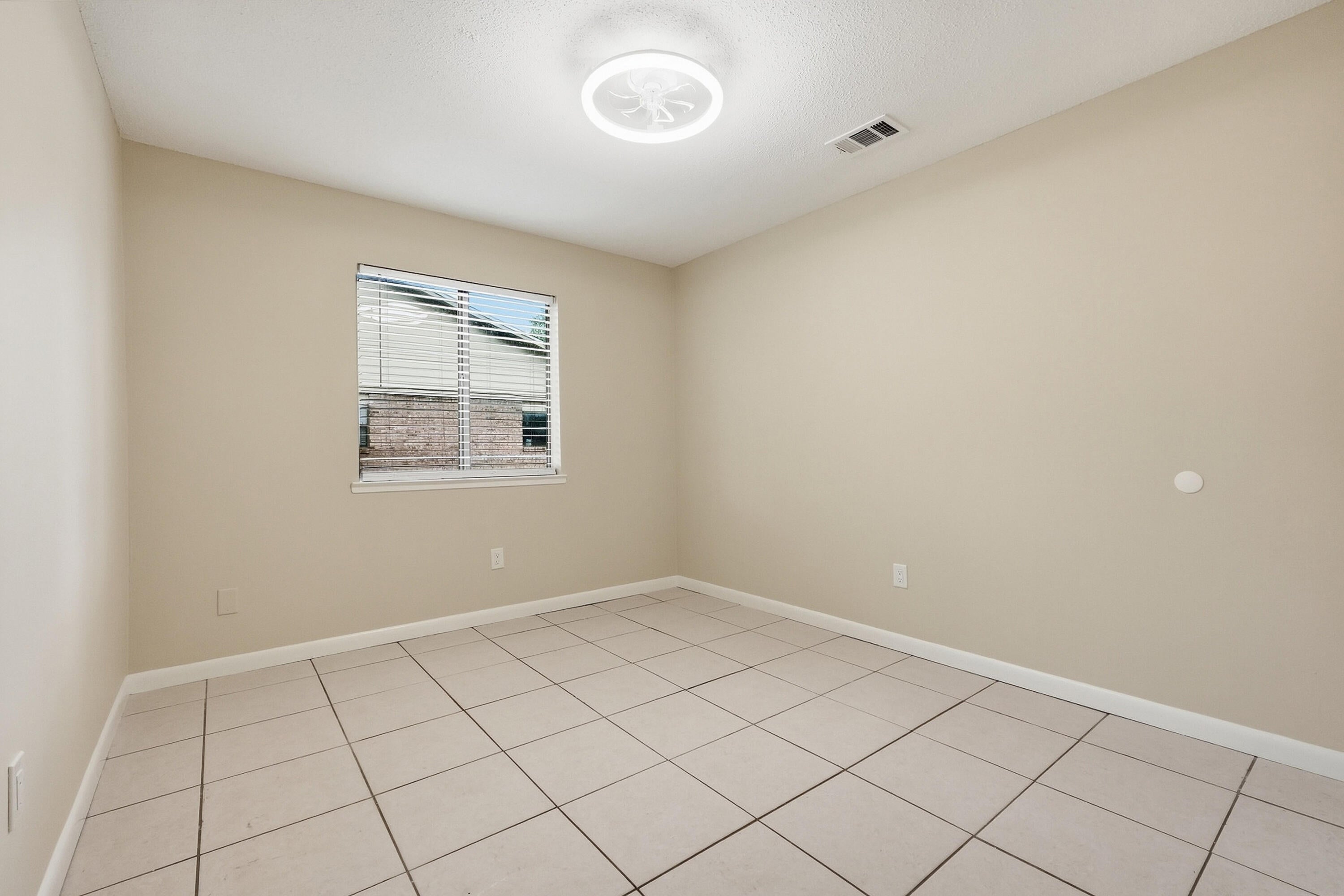 BLUEWATER BAY VILLAGE 1A - Residential Lease