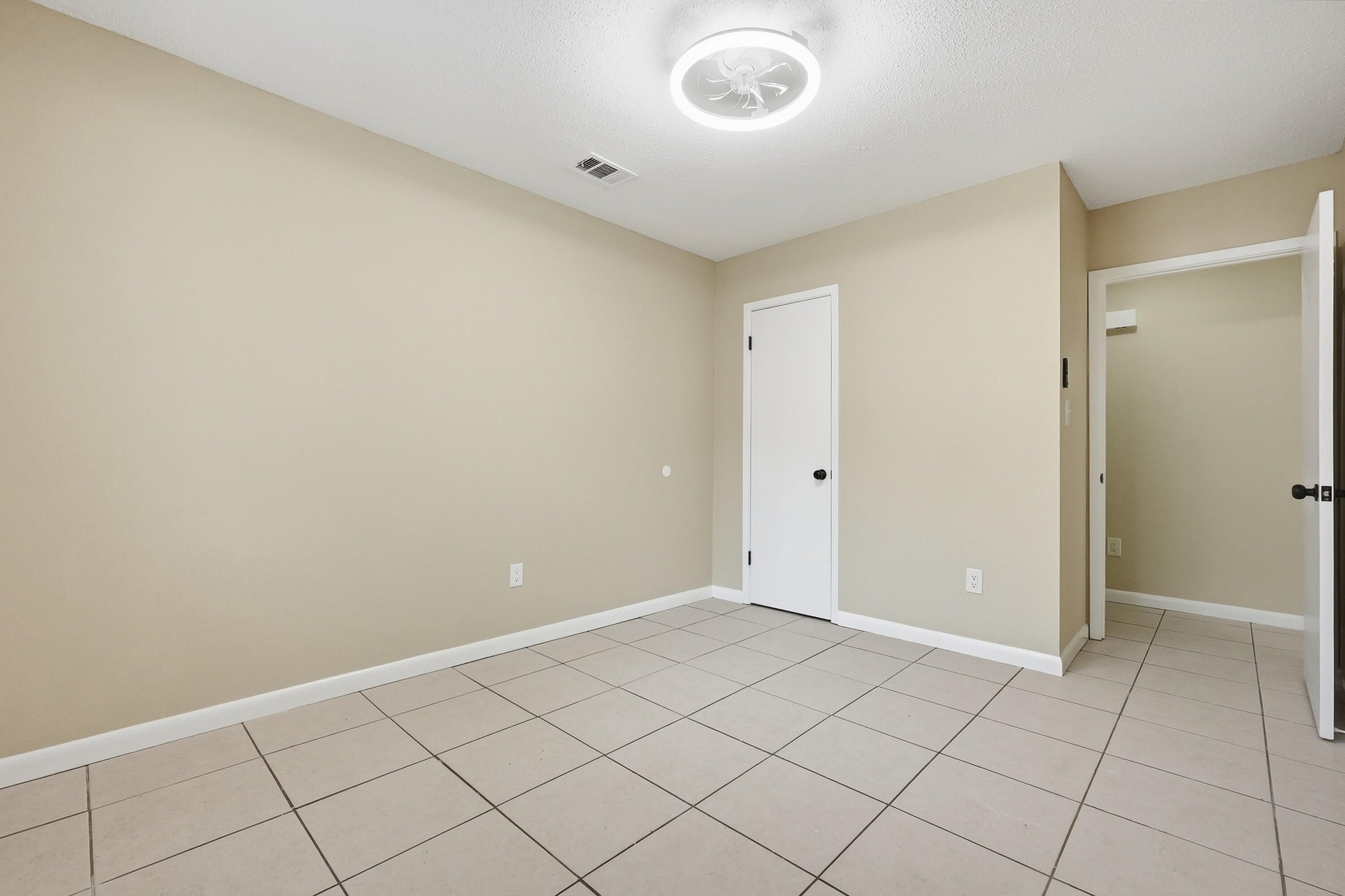BLUEWATER BAY VILLAGE 1A - Residential Lease