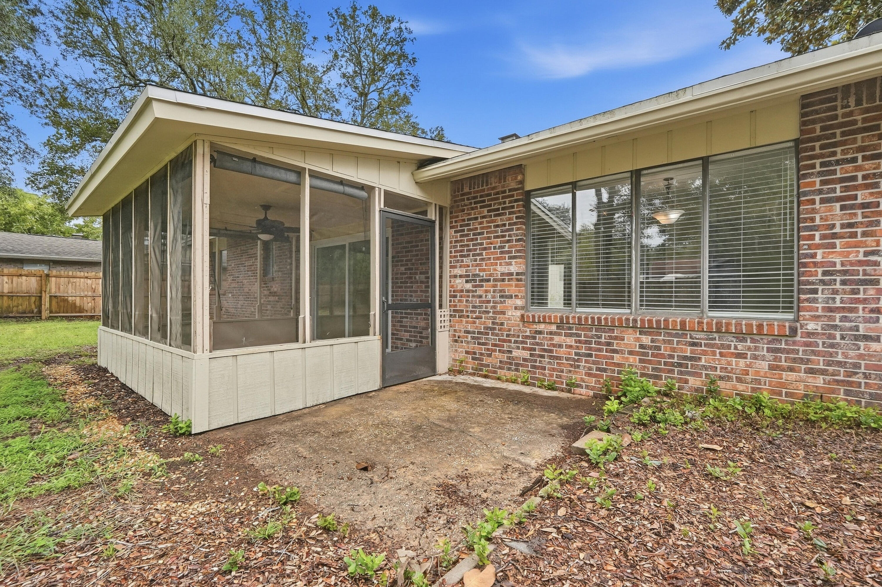 BLUEWATER BAY VILLAGE 1A - Residential Lease