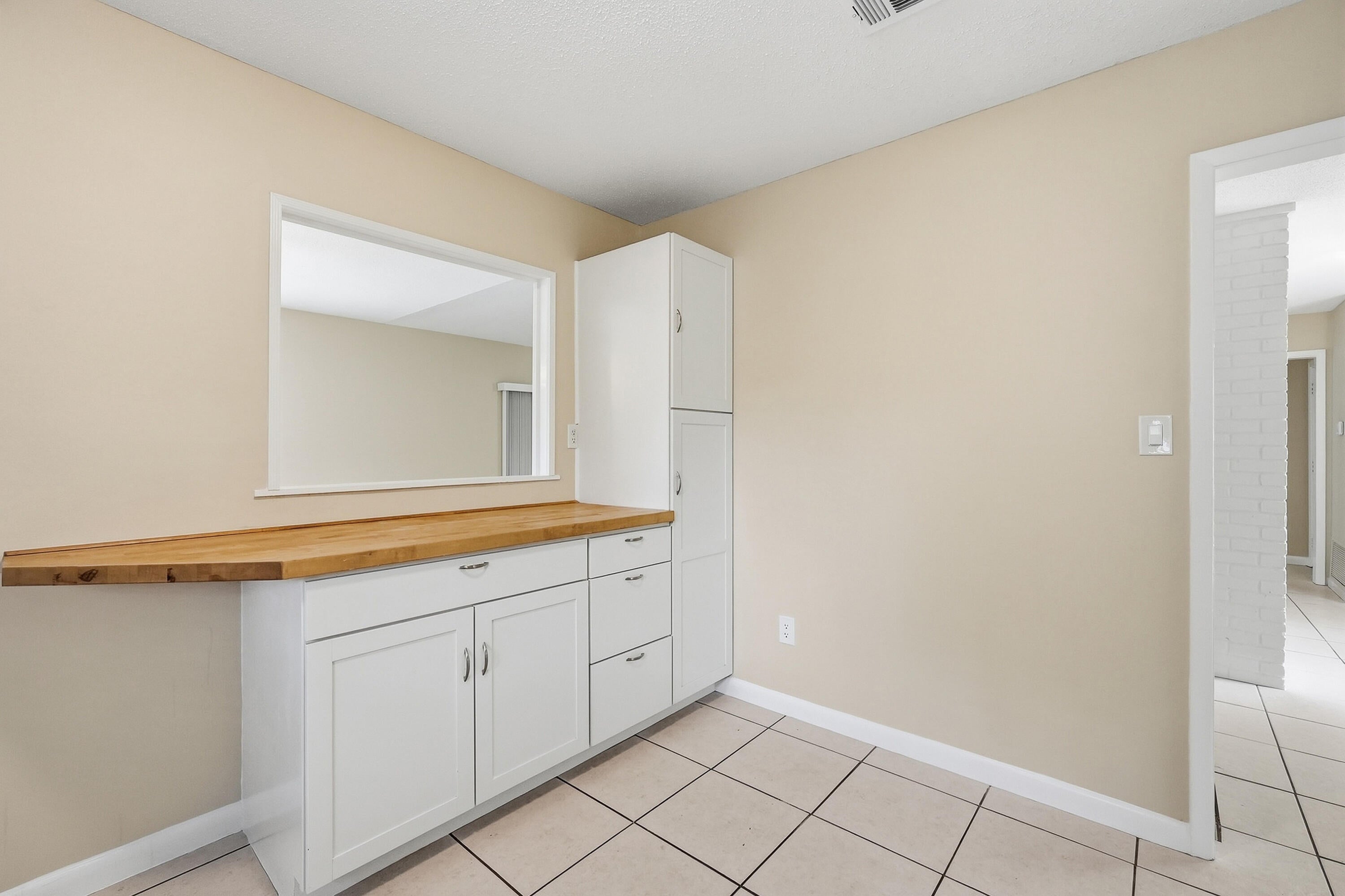 BLUEWATER BAY VILLAGE 1A - Residential Lease
