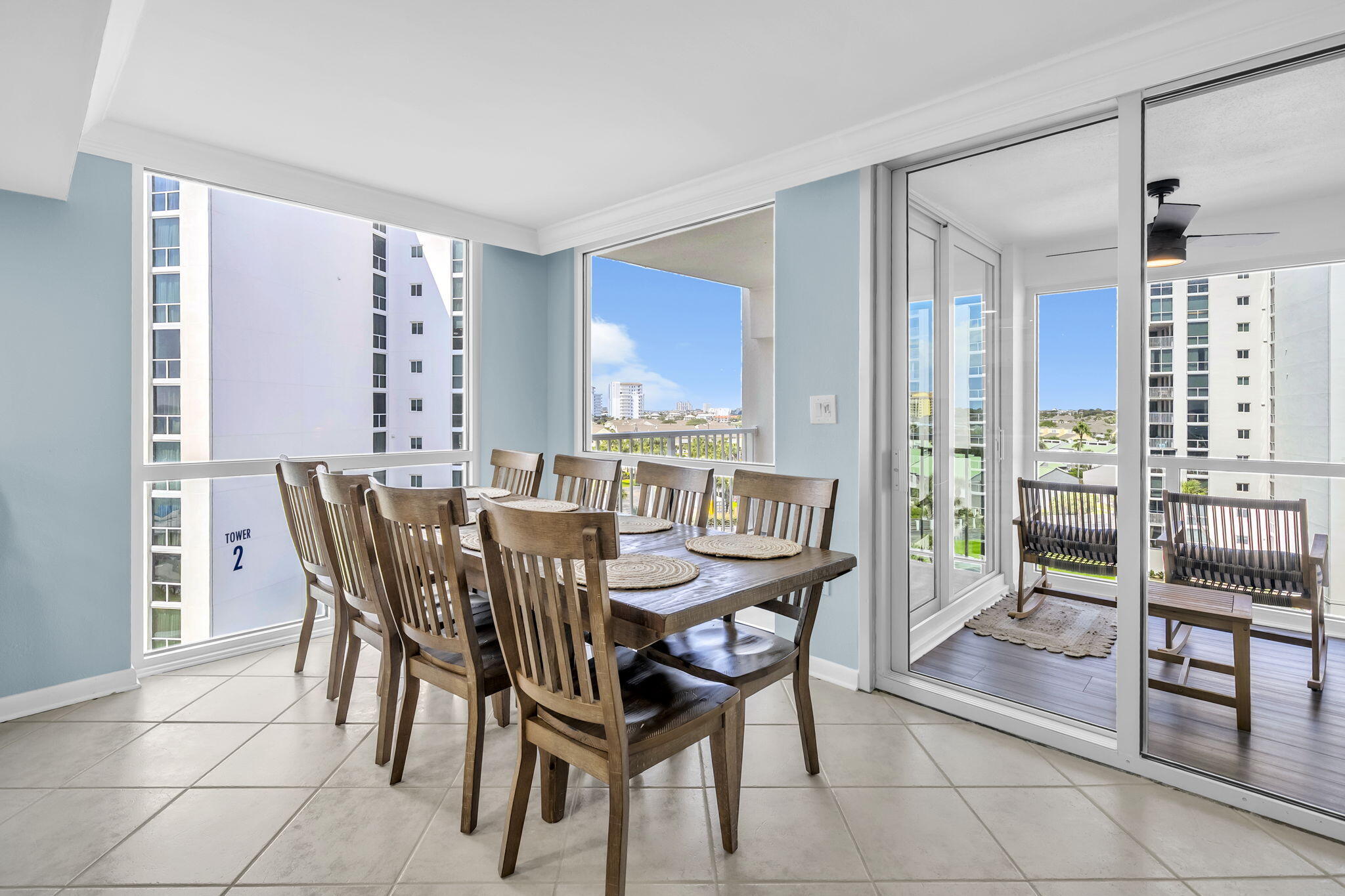 SHORELINE TOWERS 1 - Residential