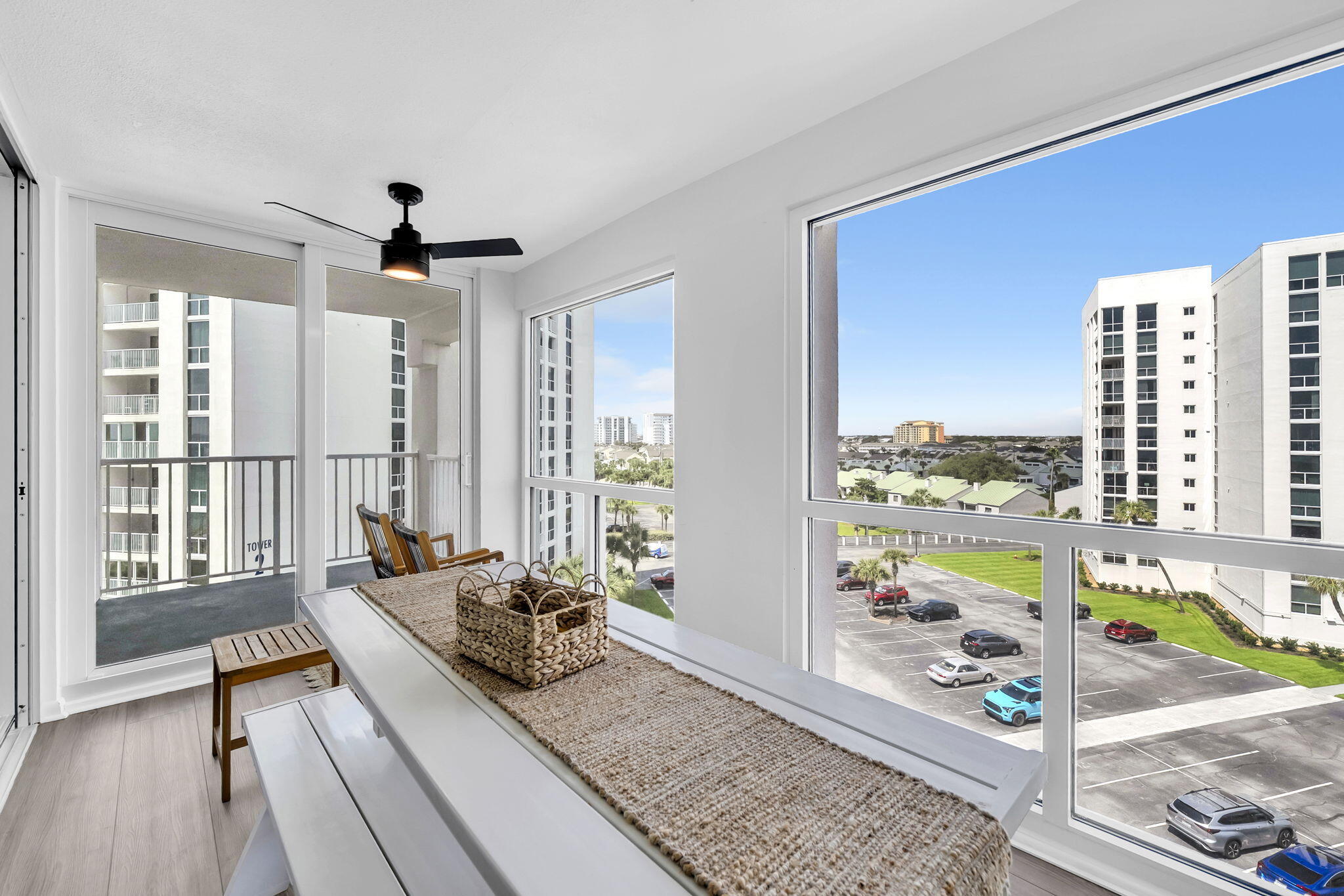 SHORELINE TOWERS 1 - Residential