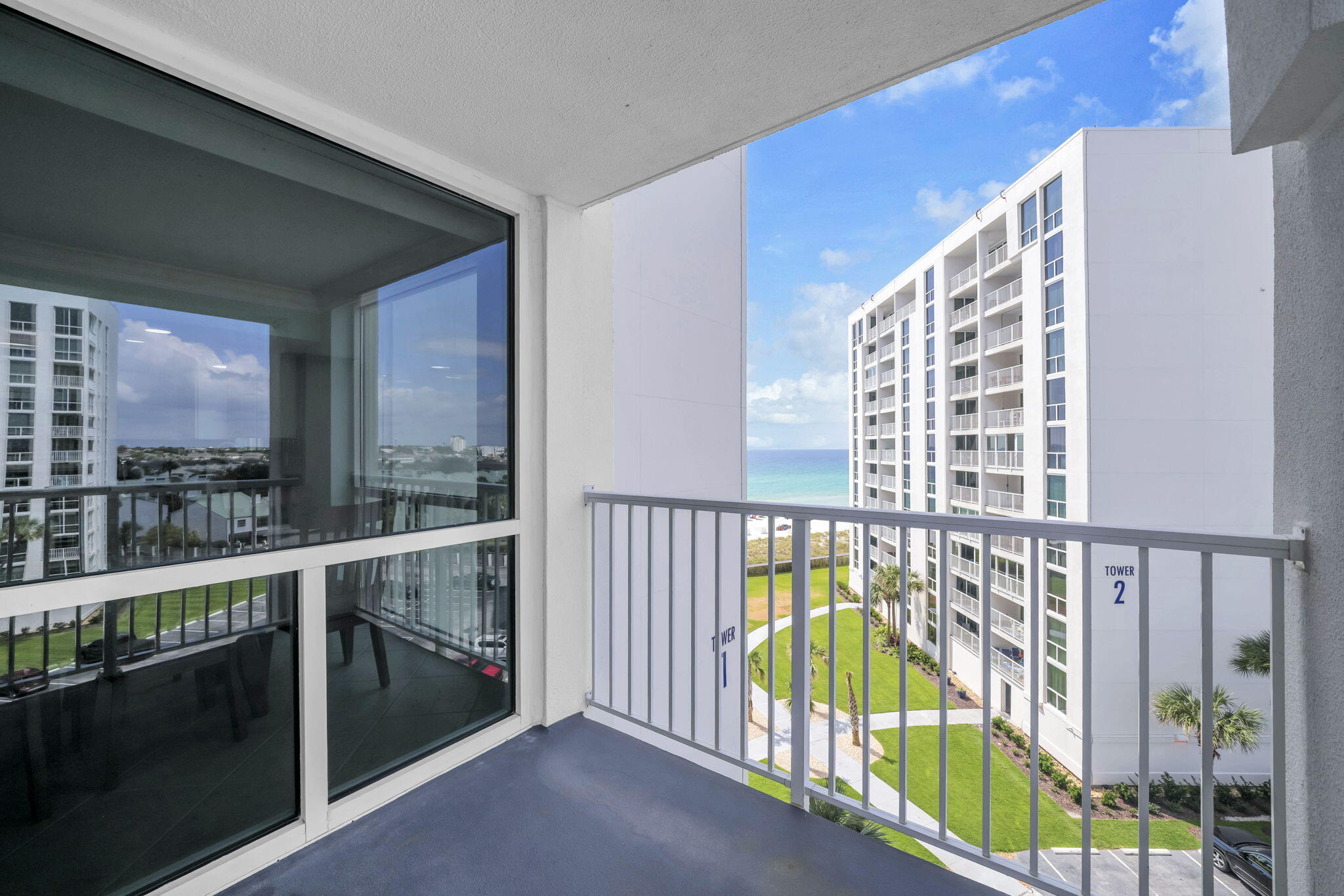SHORELINE TOWERS 1 - Residential