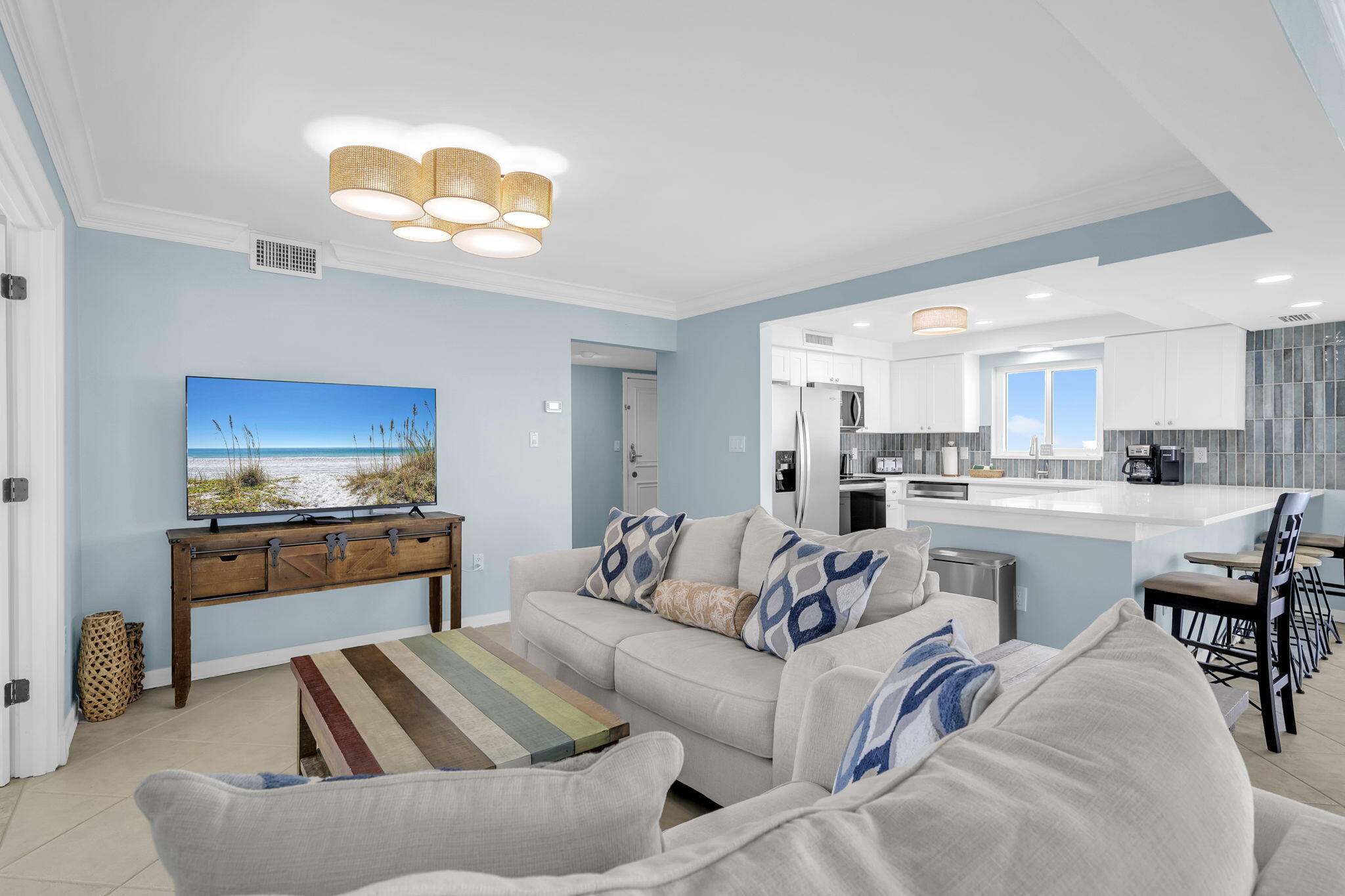 SHORELINE TOWERS 1 - Residential