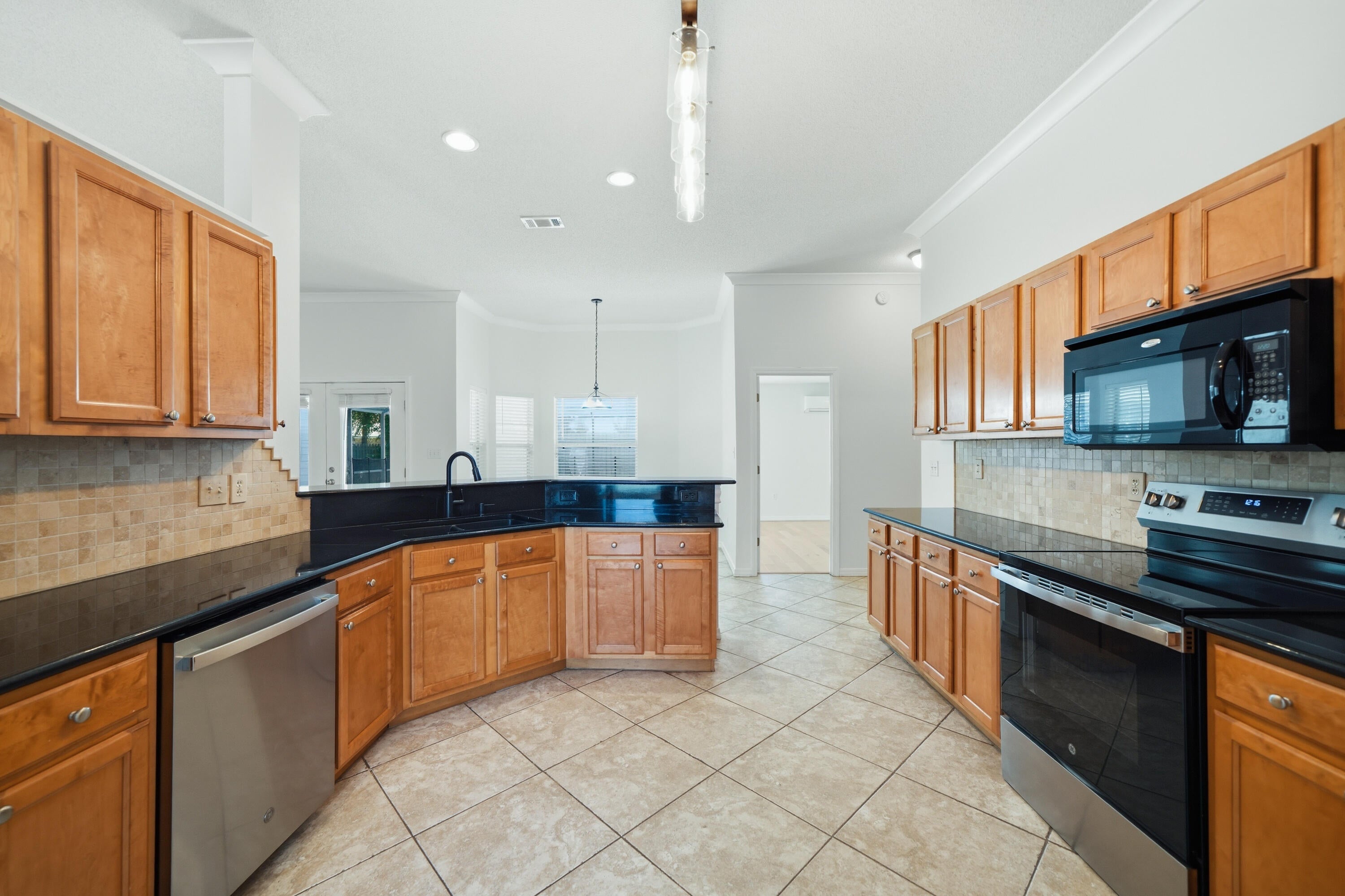 SKYRIDGE ESTATES - Residential