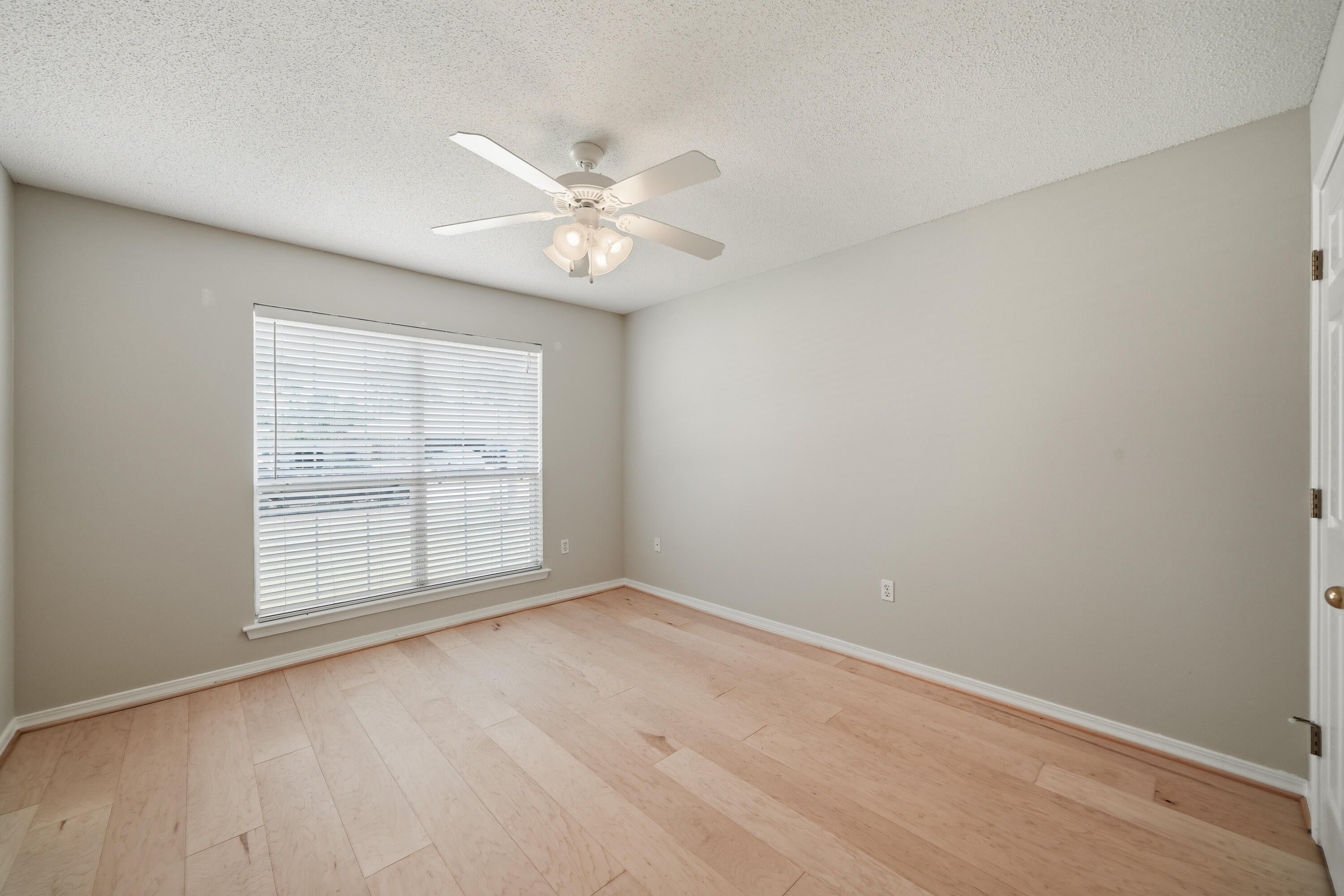 SKYRIDGE ESTATES - Residential