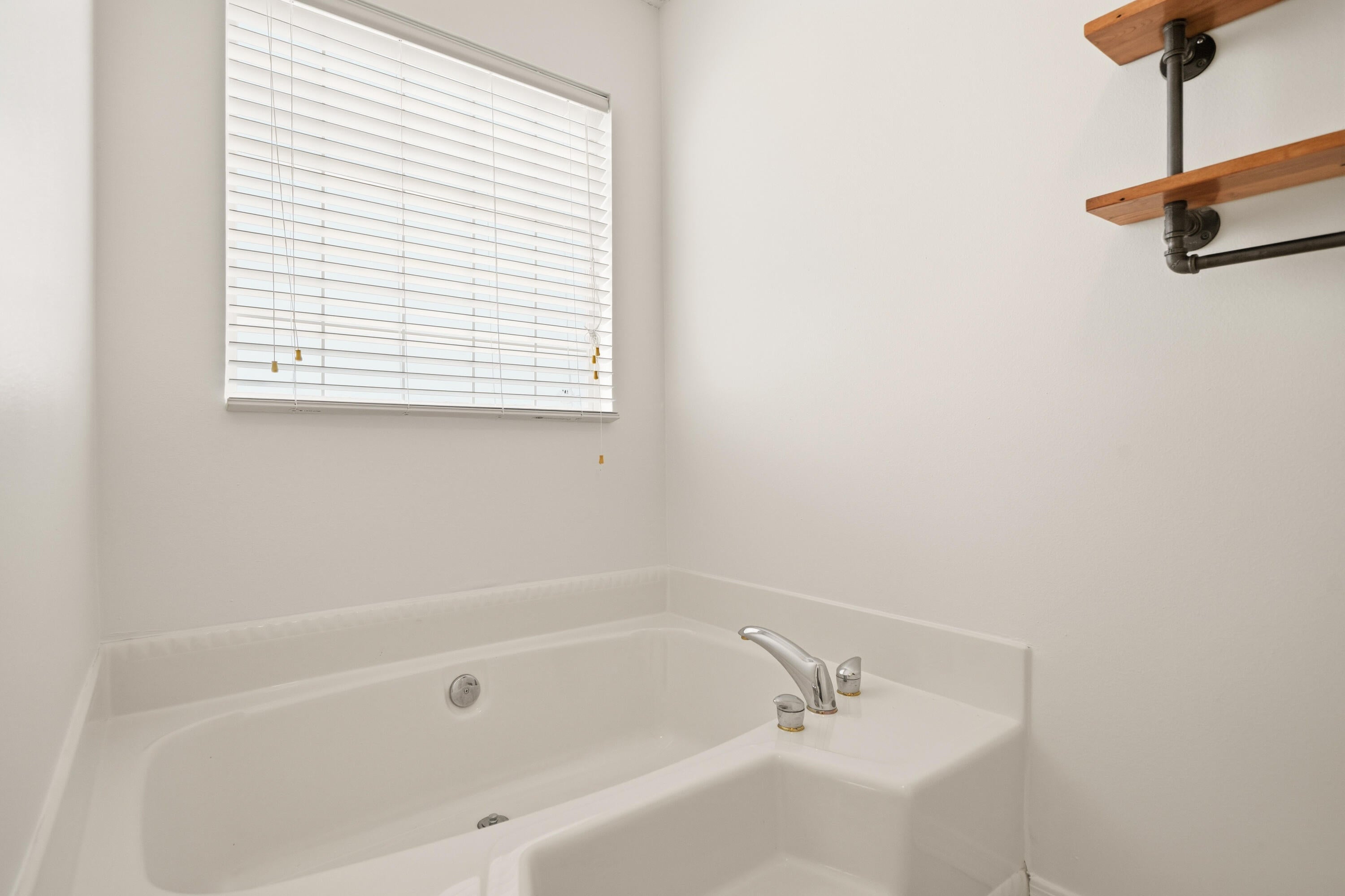 SKYRIDGE ESTATES - Residential
