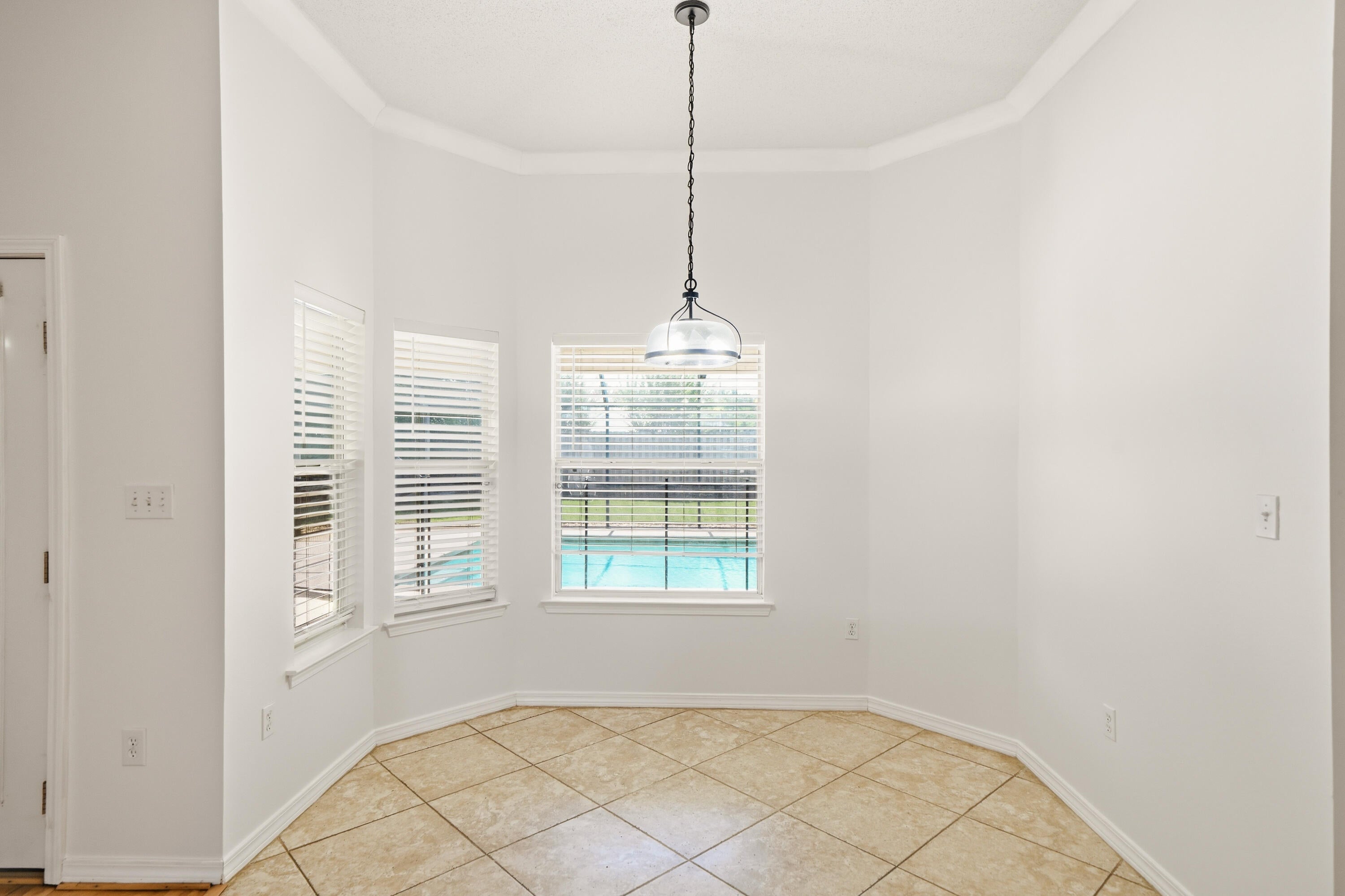 SKYRIDGE ESTATES - Residential