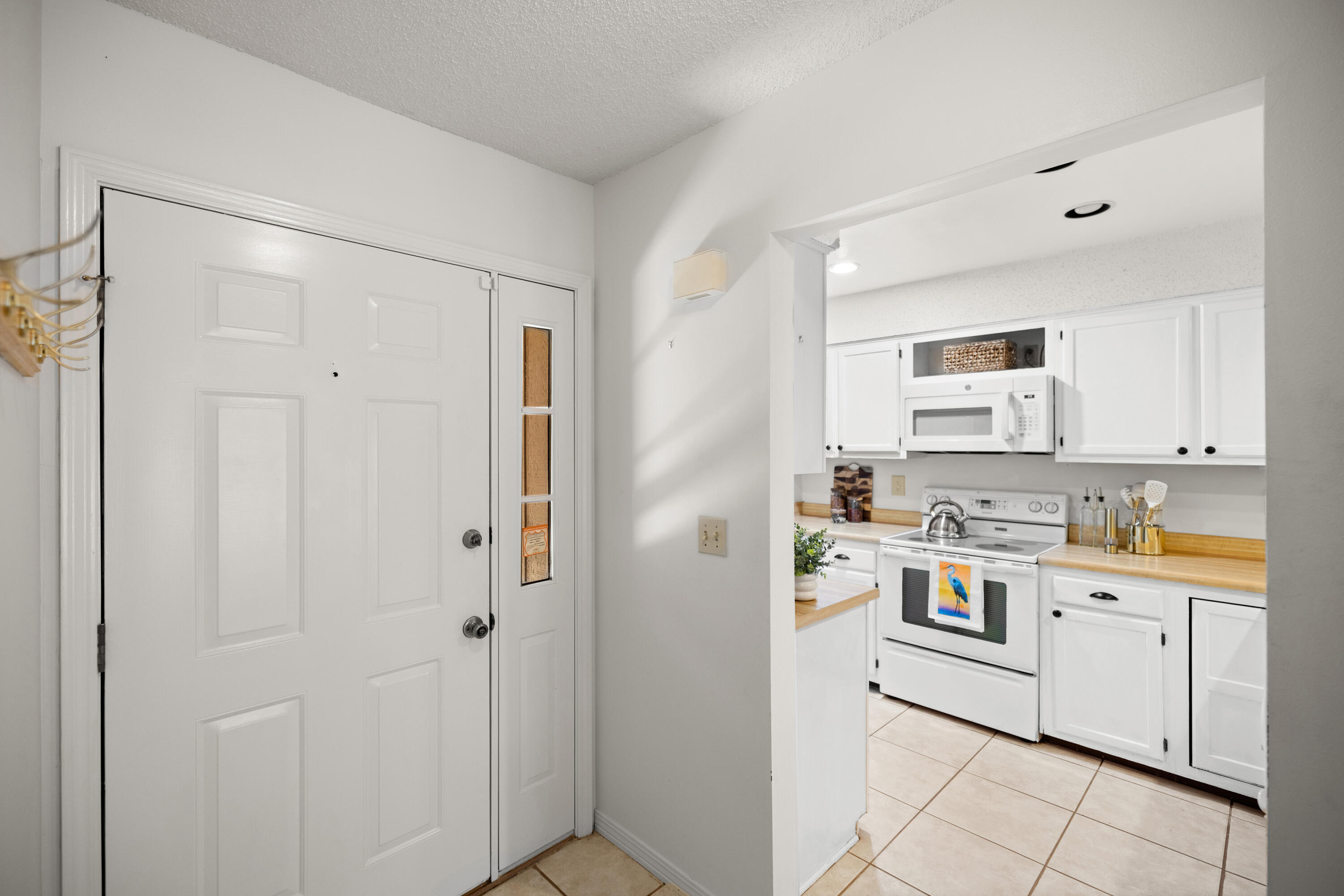 HIDDEN COVE T/H - Residential