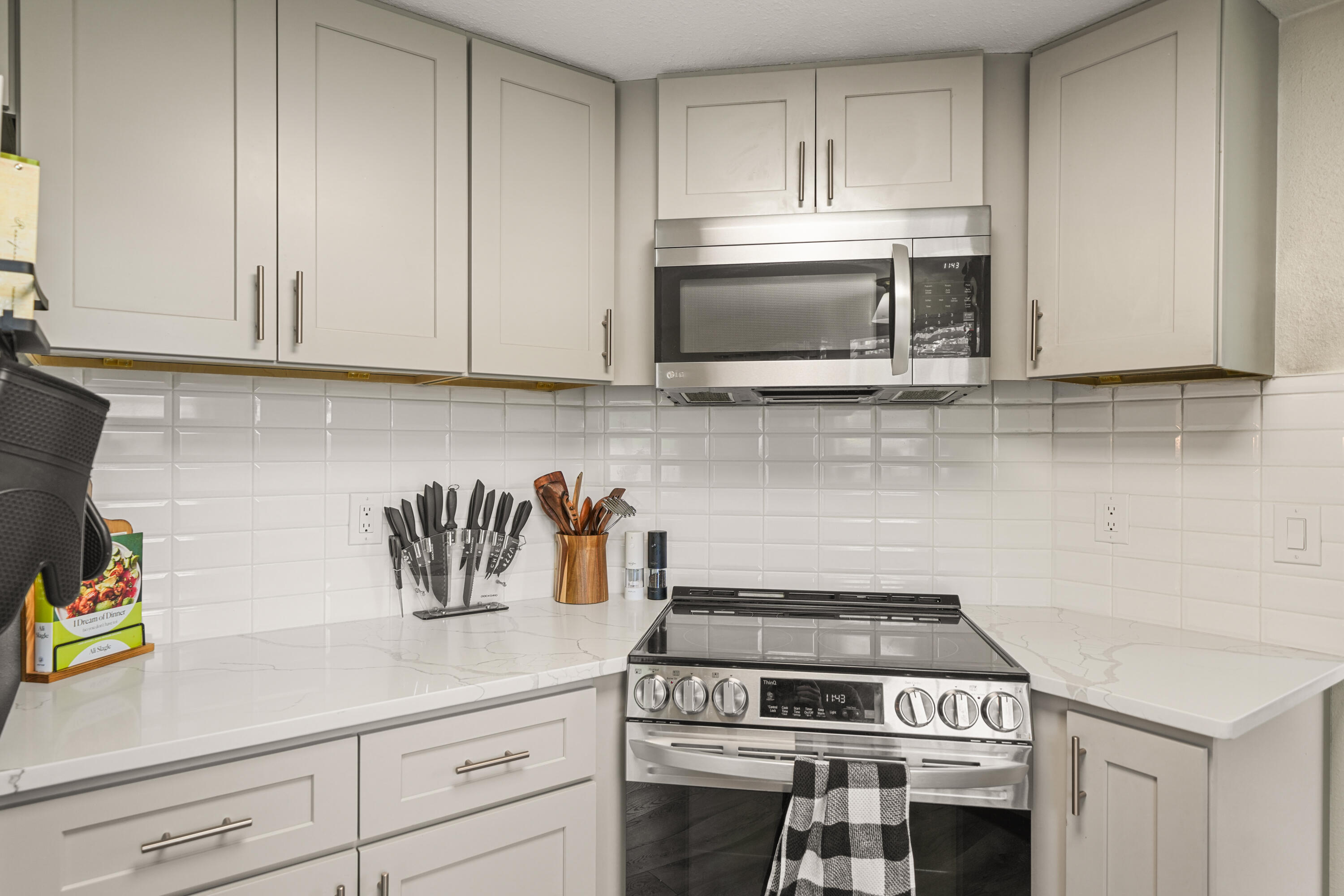 FOREST OAKS PH 2 - Residential