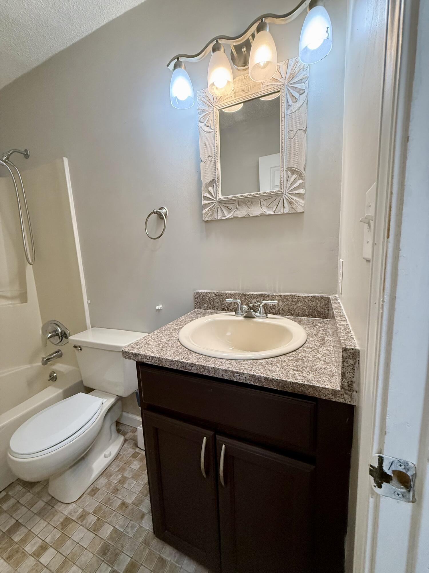 hidden trails ph 1 lot 13 - Residential Lease