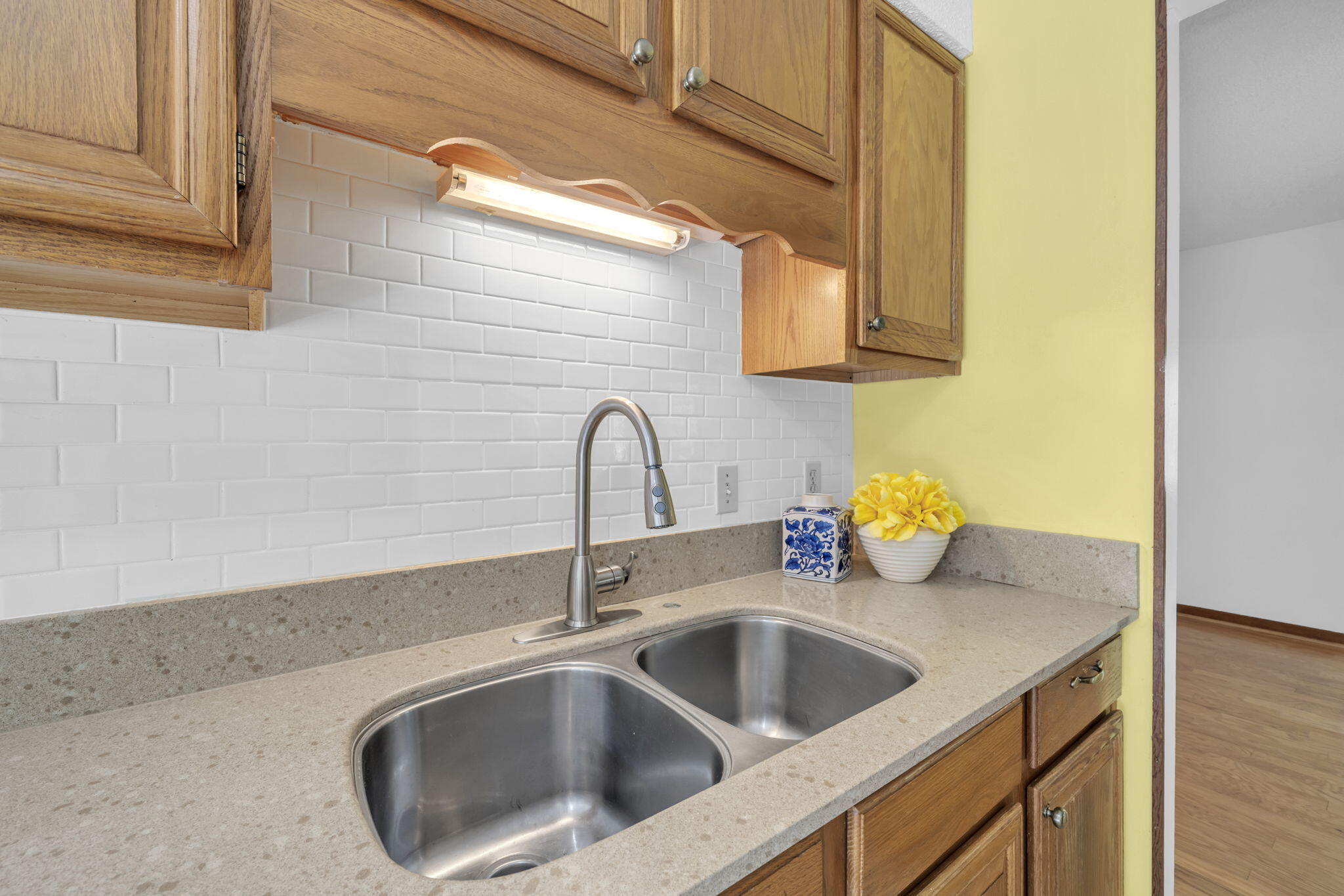 ROYAL OAK VILLAS BLUEWATER BAY - Residential