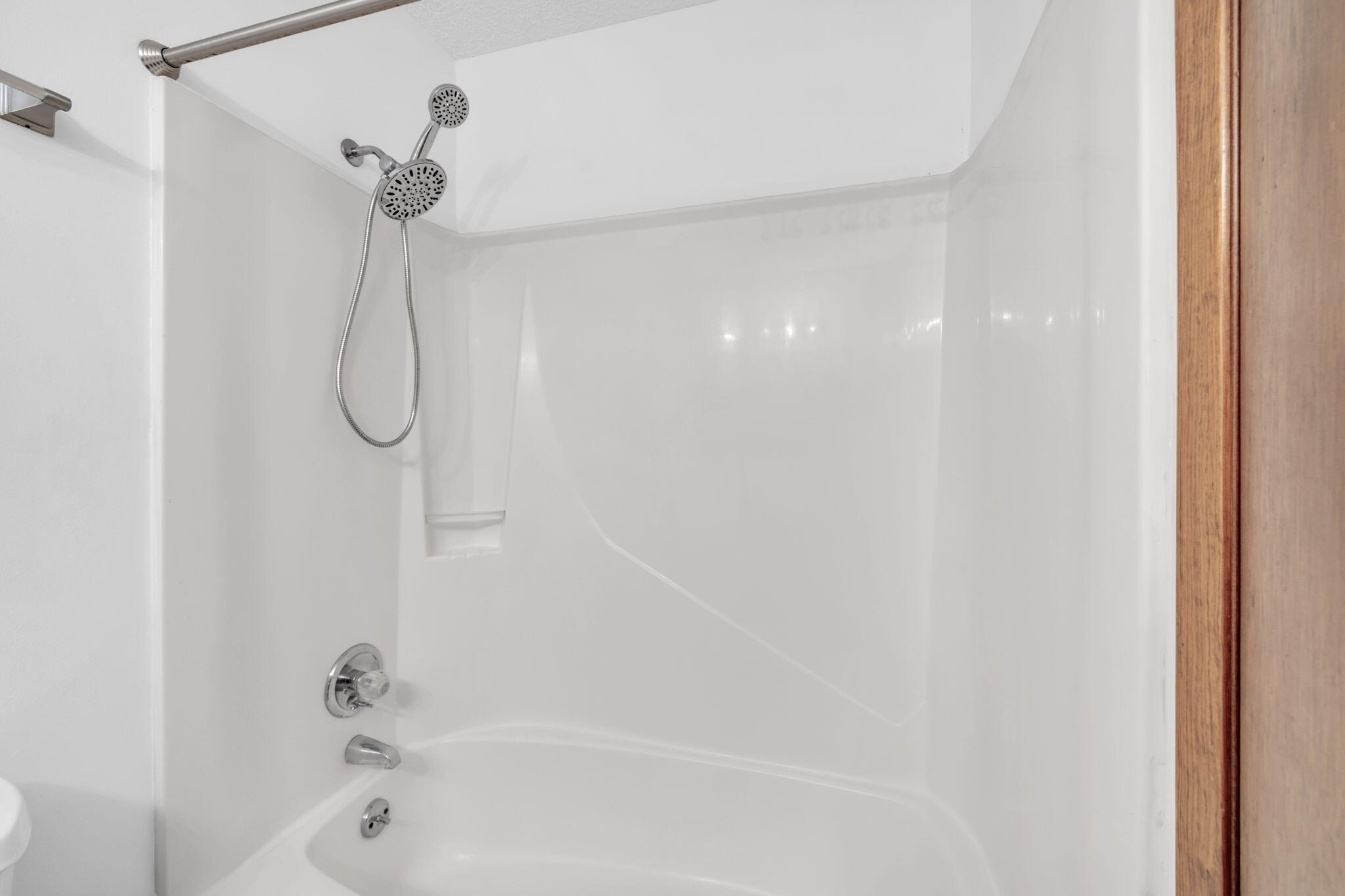 ROYAL OAK VILLAS BLUEWATER BAY - Residential