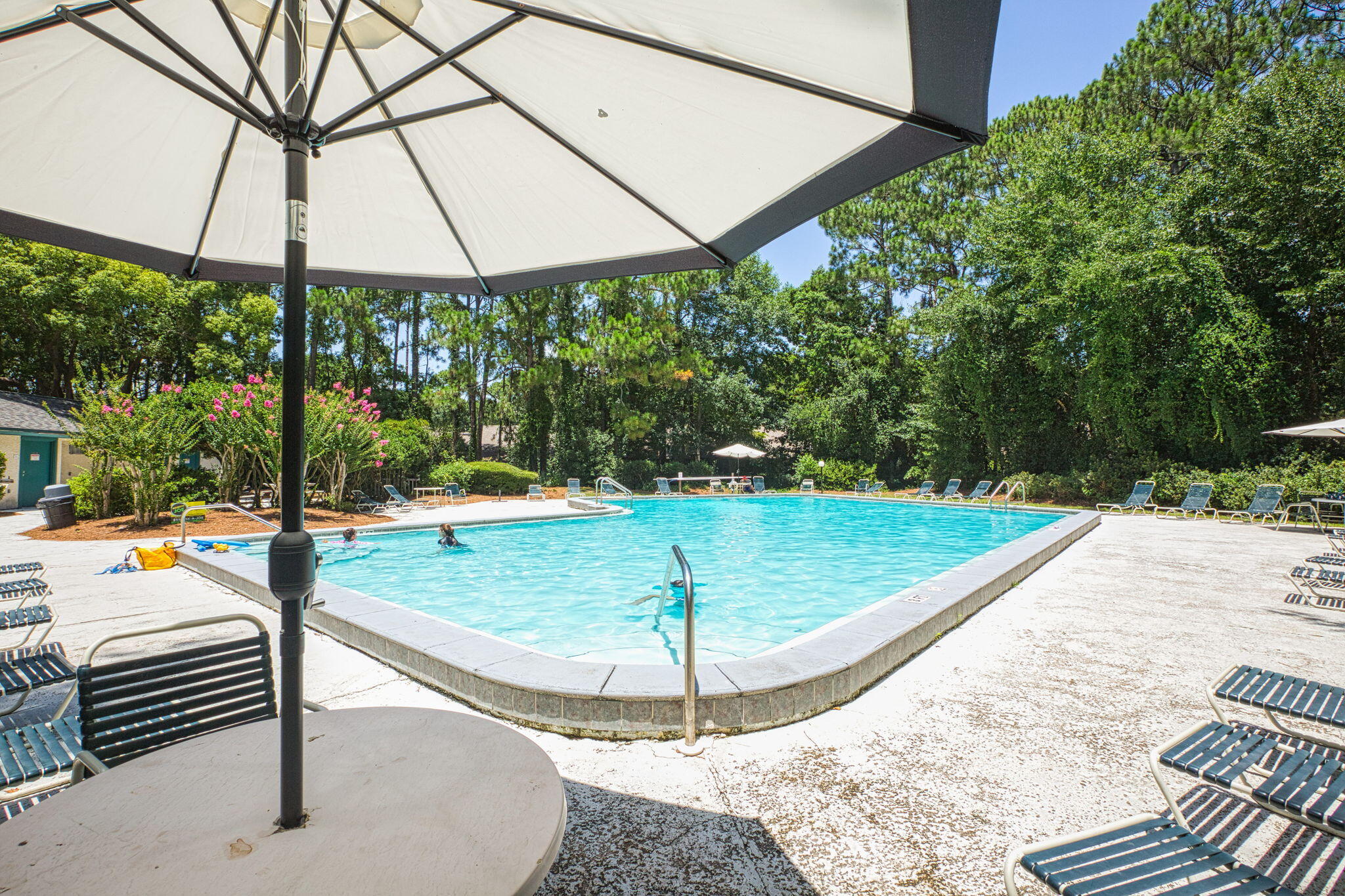 ROYAL OAK VILLAS BLUEWATER BAY - Residential
