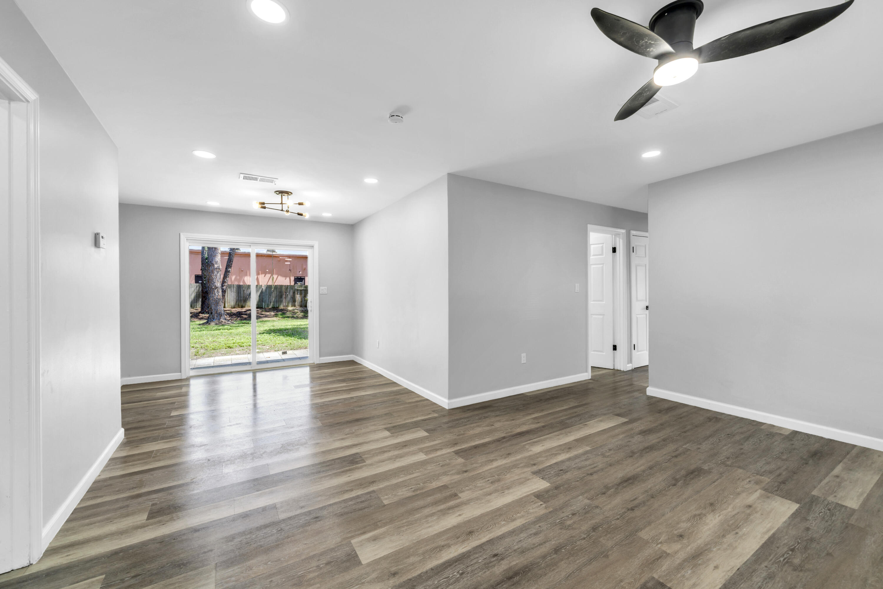 BRYN MAWR PARK - Residential