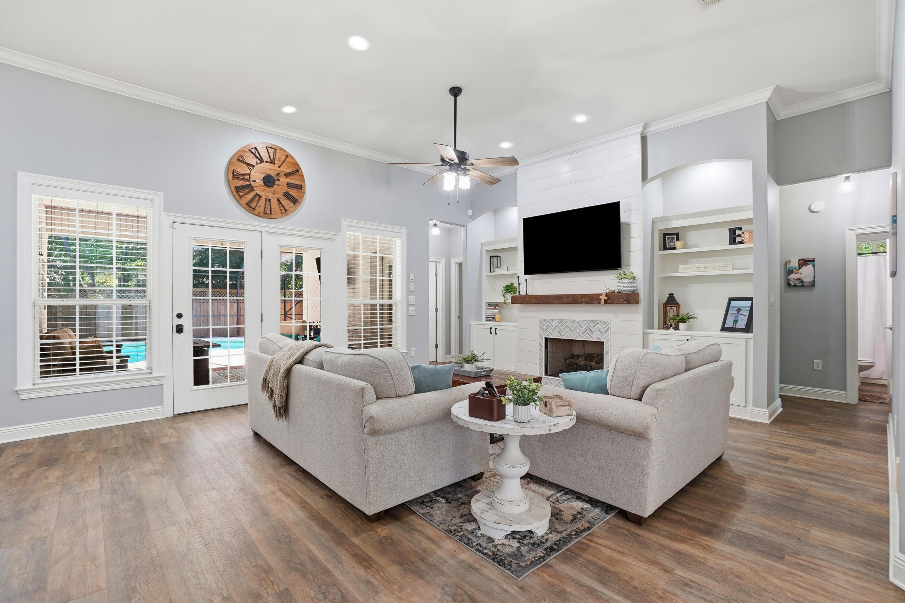 BAYSHORE PLACE PH 1 - Residential