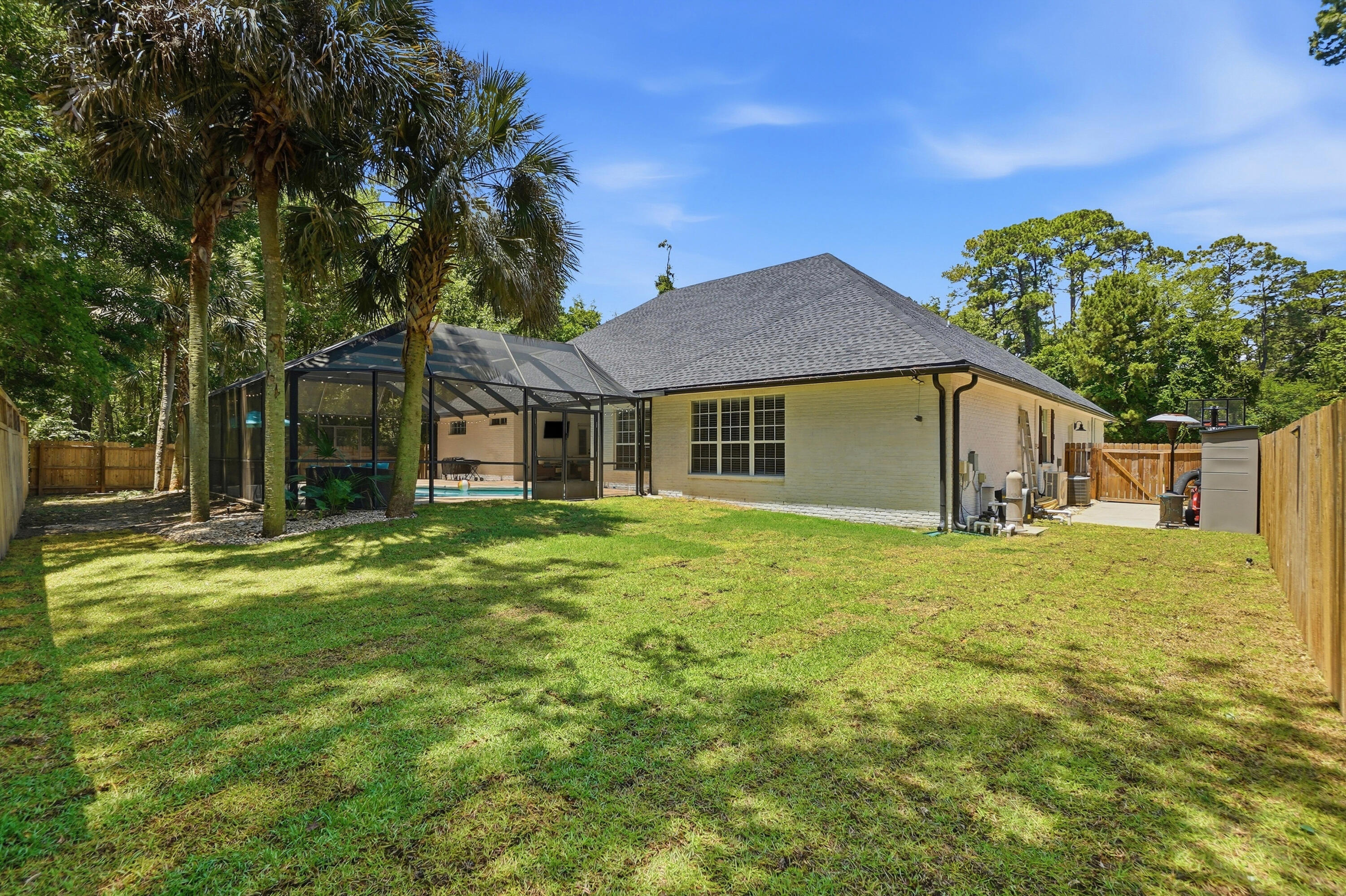 BAYSHORE PLACE PH 1 - Residential