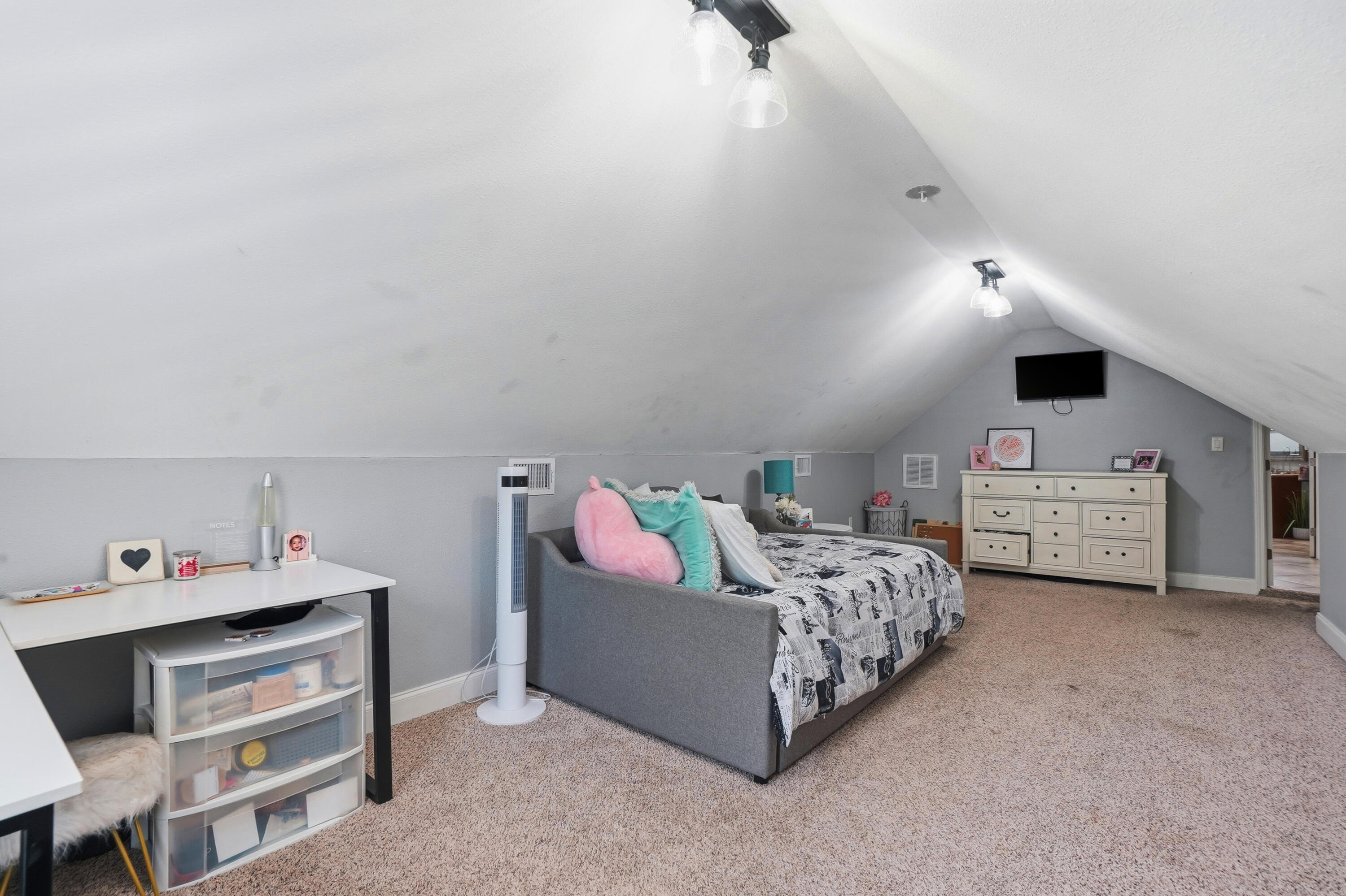 BAYSHORE PLACE PH 1 - Residential