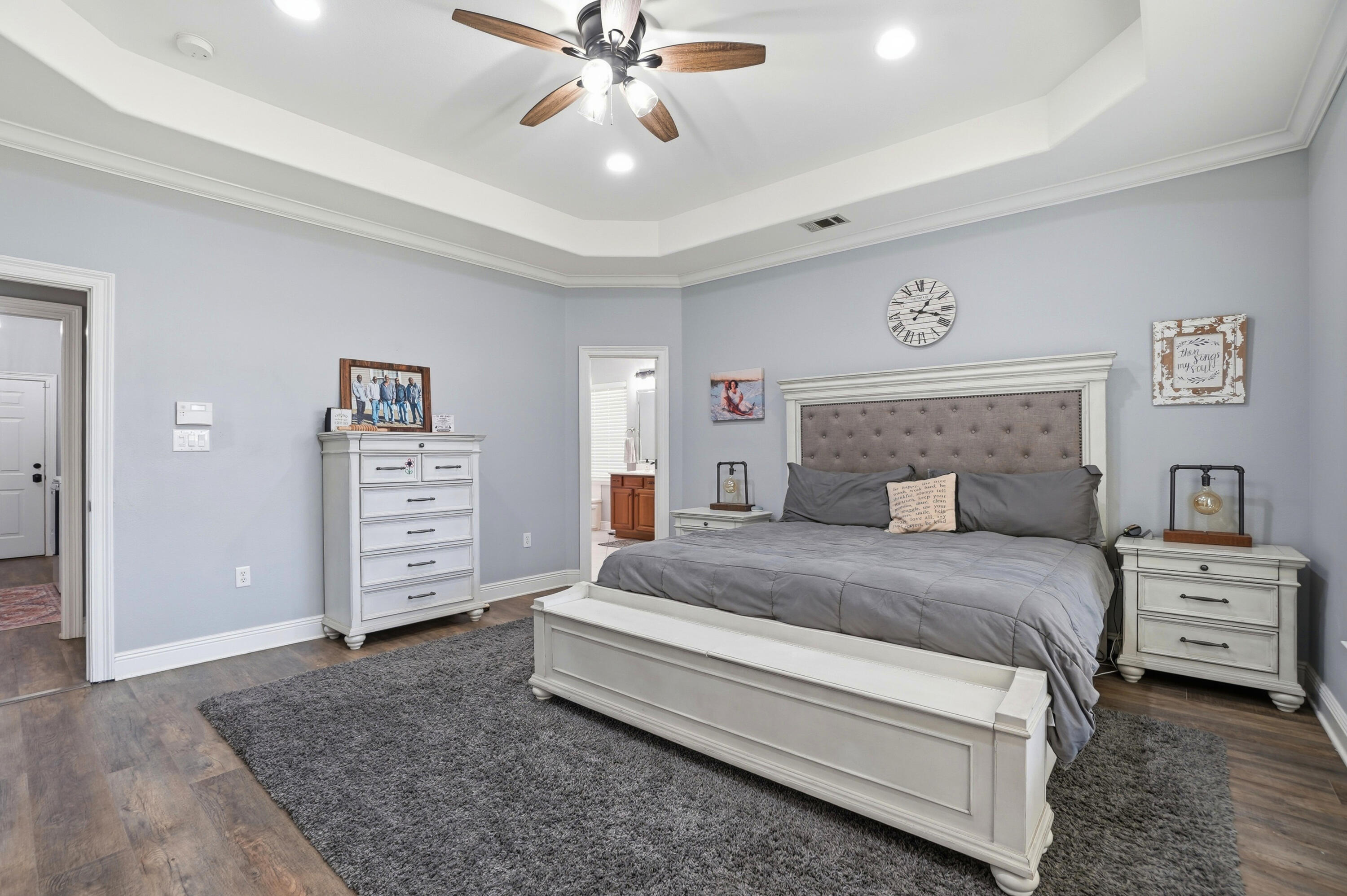 BAYSHORE PLACE PH 1 - Residential
