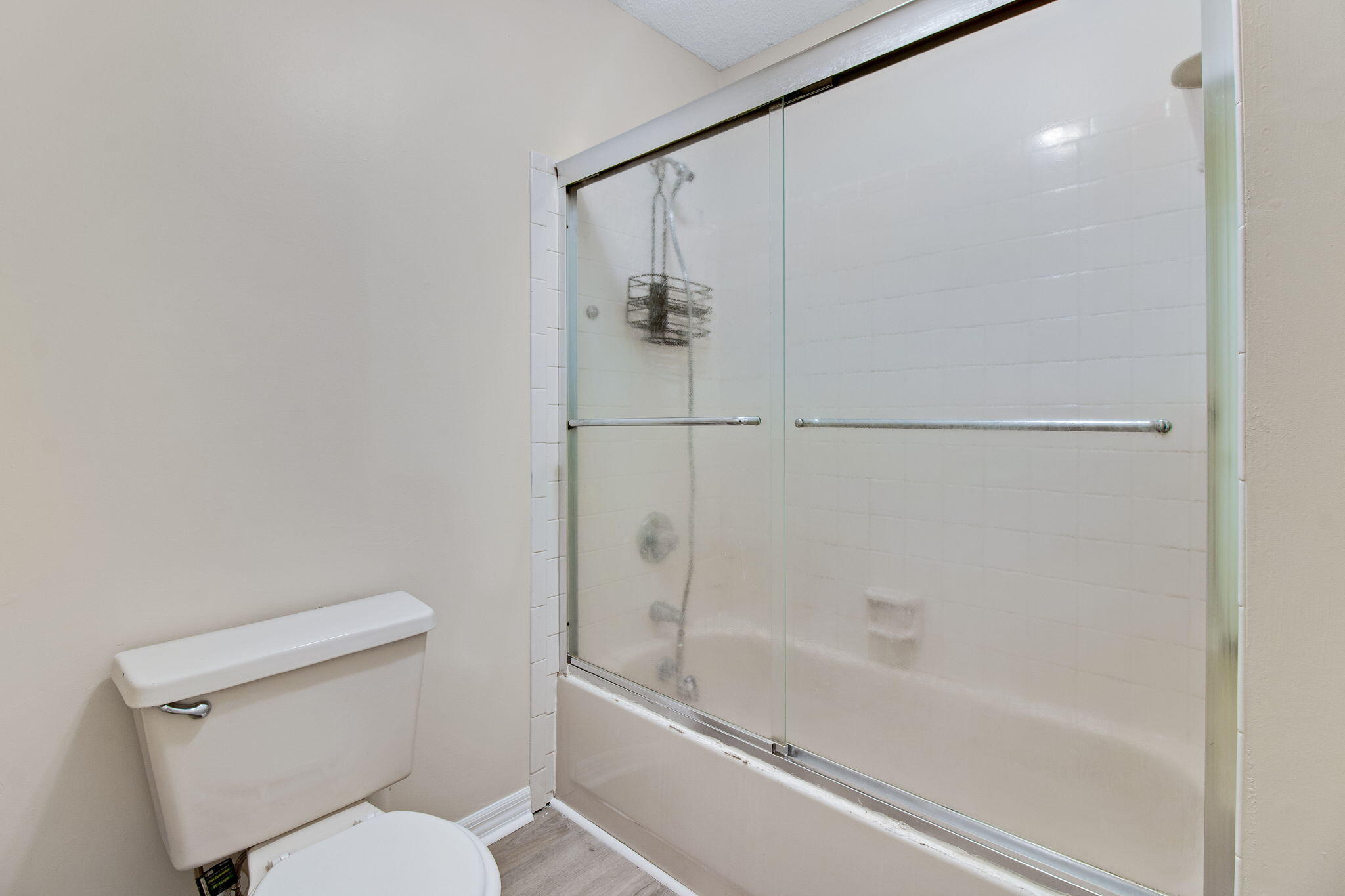 235 KAREN COURT - Residential