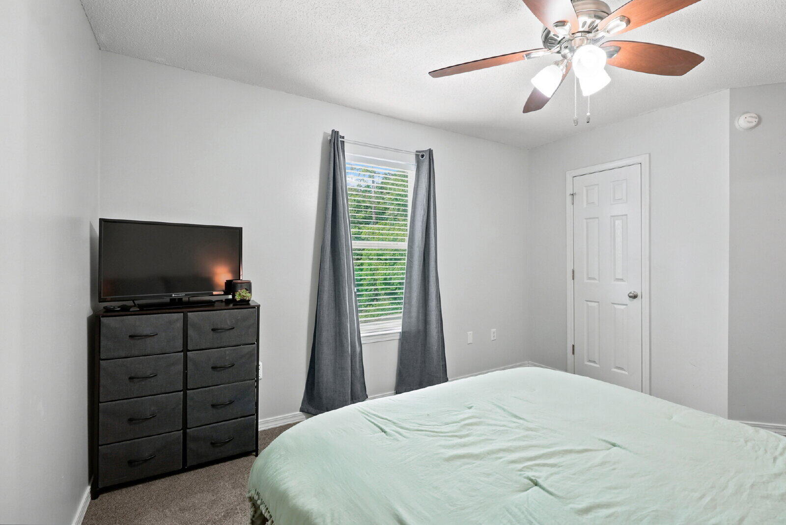 SUGAR CREEK S/D - Residential Lease