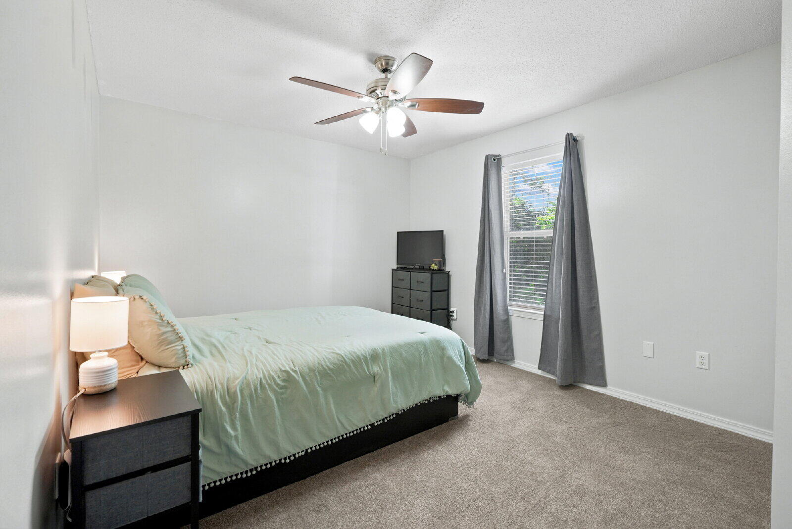 SUGAR CREEK S/D - Residential Lease