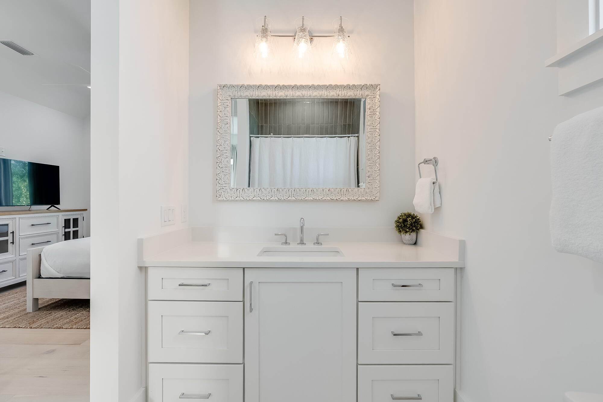 EASTERN LAKE S/D - Residential