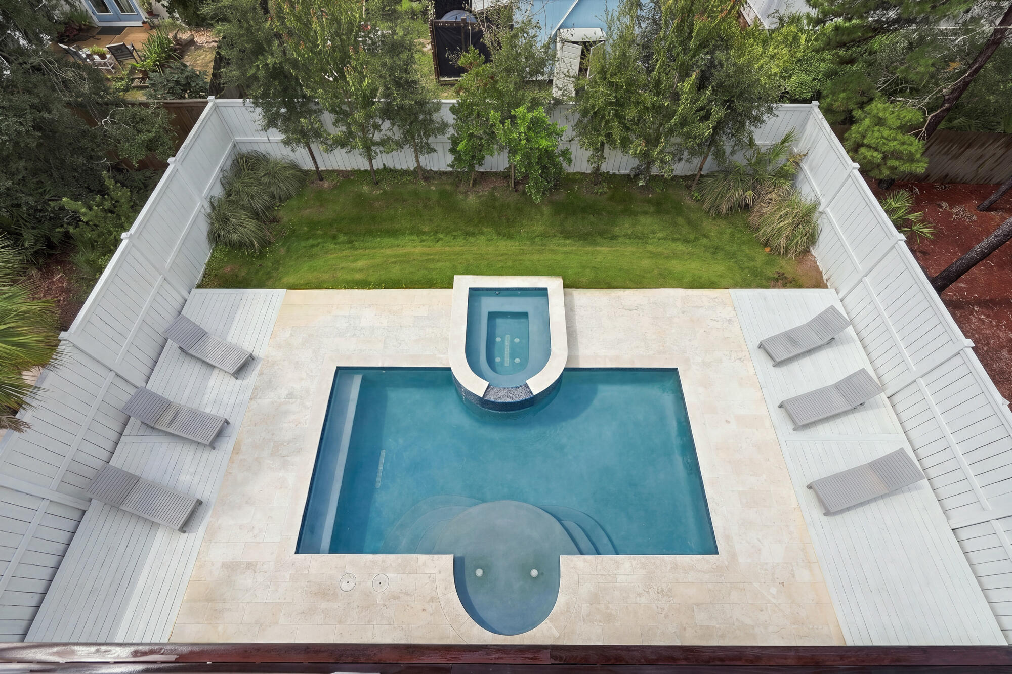 EASTERN LAKE S/D - Residential