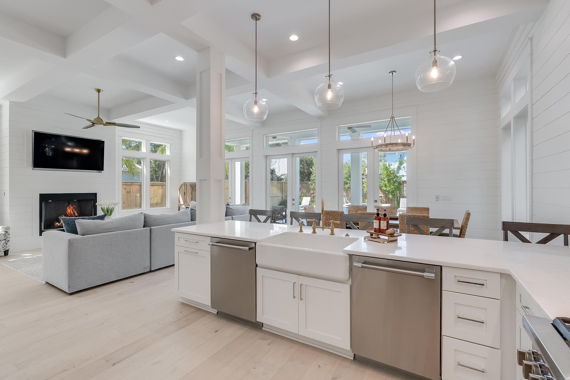 EASTERN LAKE S/D - Residential