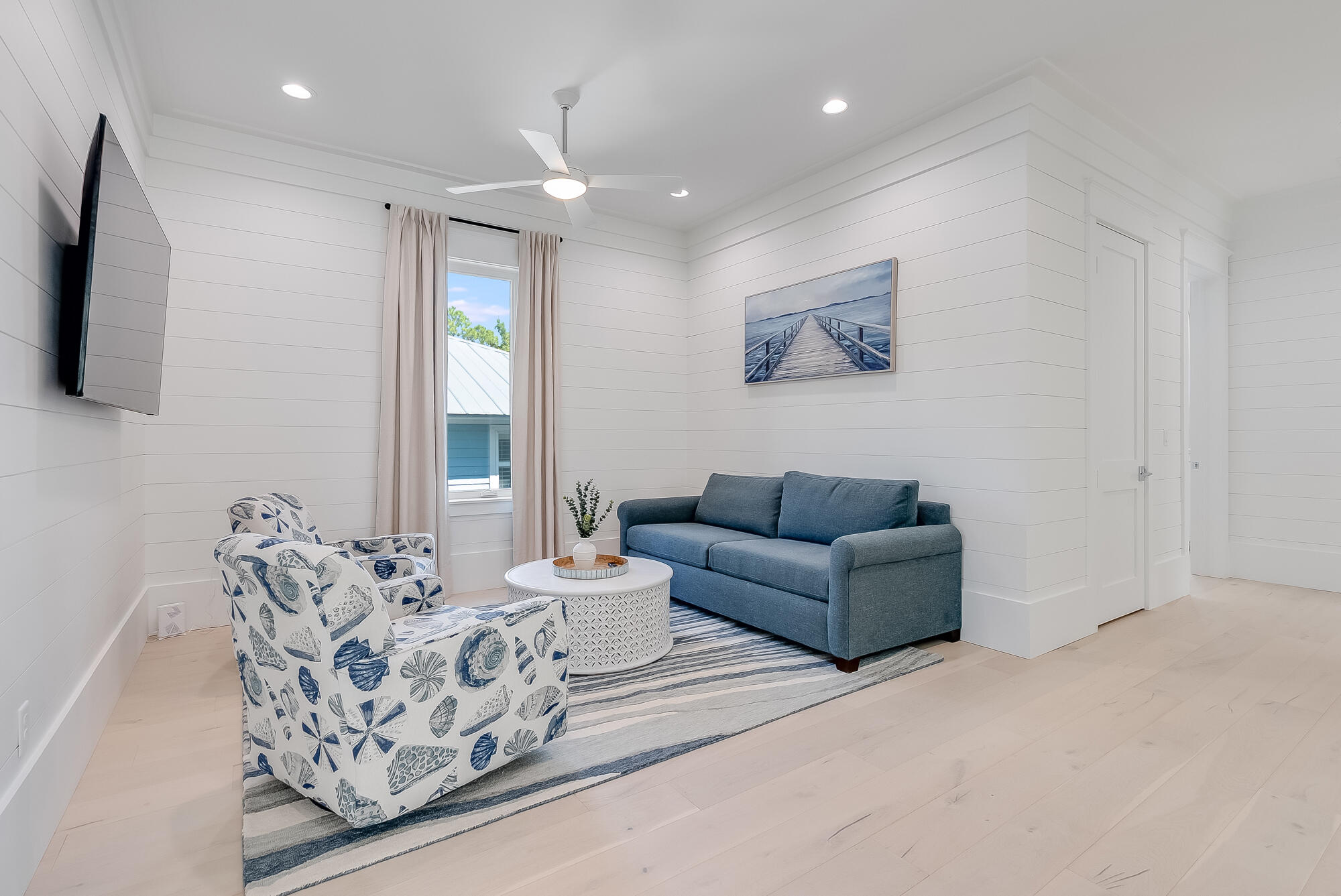 EASTERN LAKE S/D - Residential