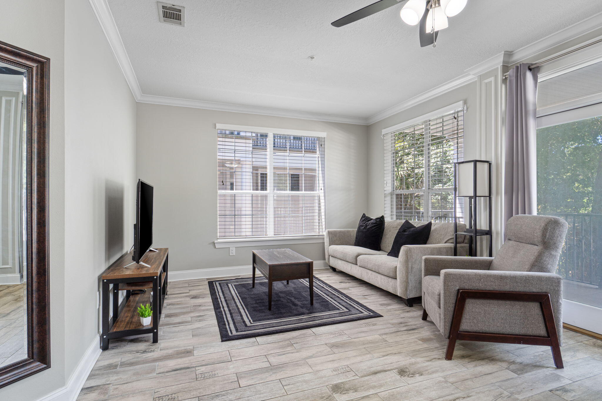 FRENCH QUARTERS - Residential