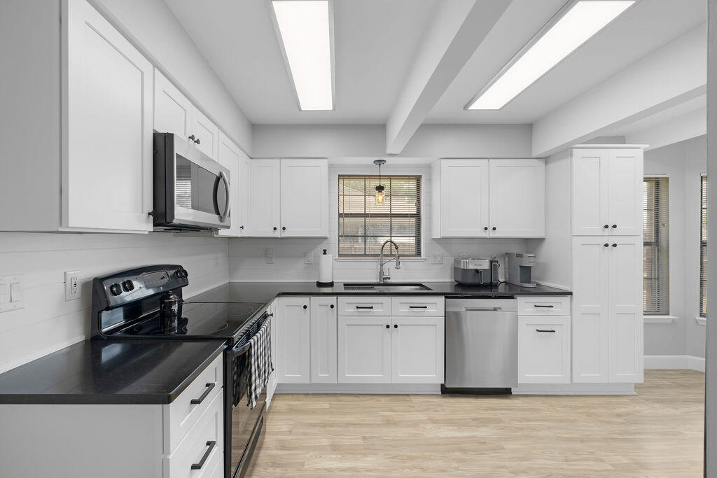 SOUTHVIEW ESTATES - Residential