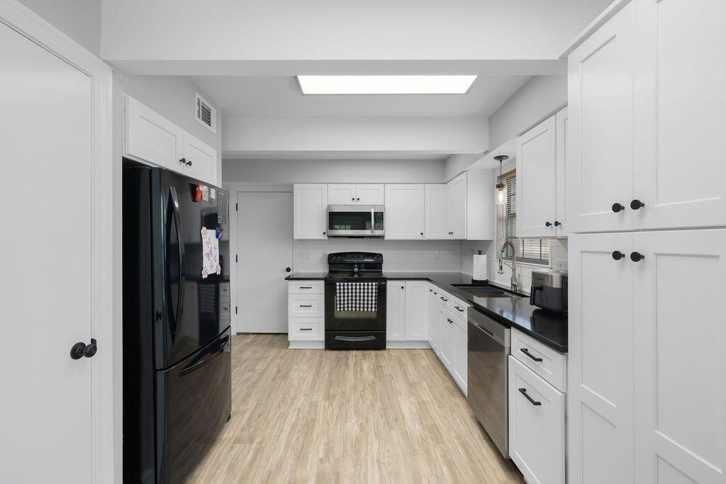 SOUTHVIEW ESTATES - Residential
