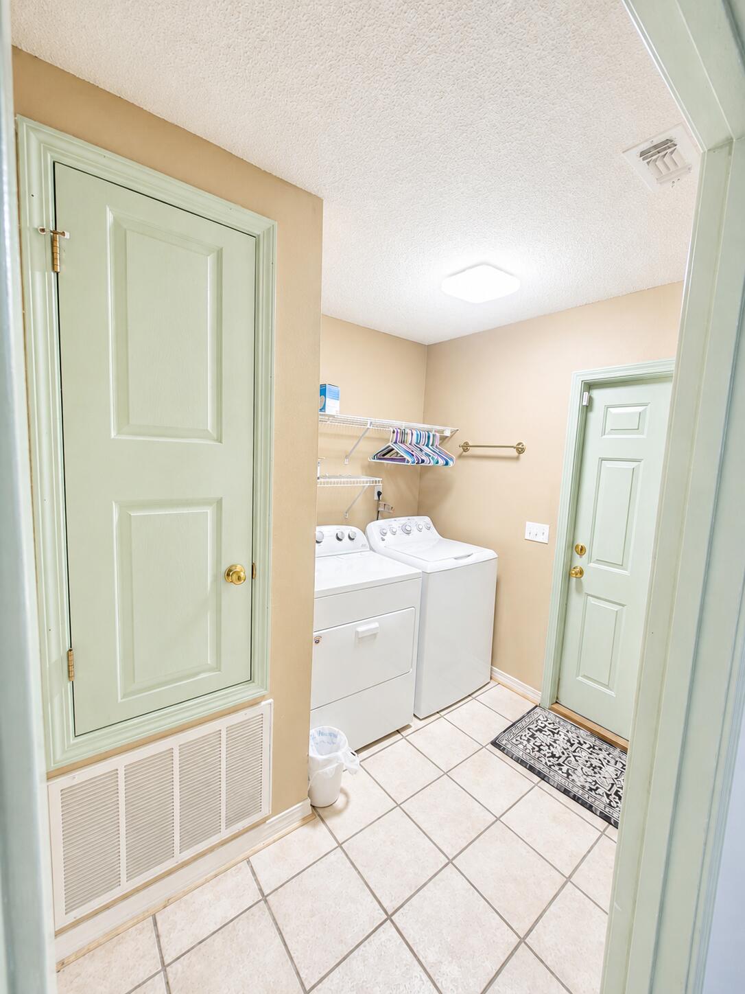 WATERFORD ESTATES S/D - Residential