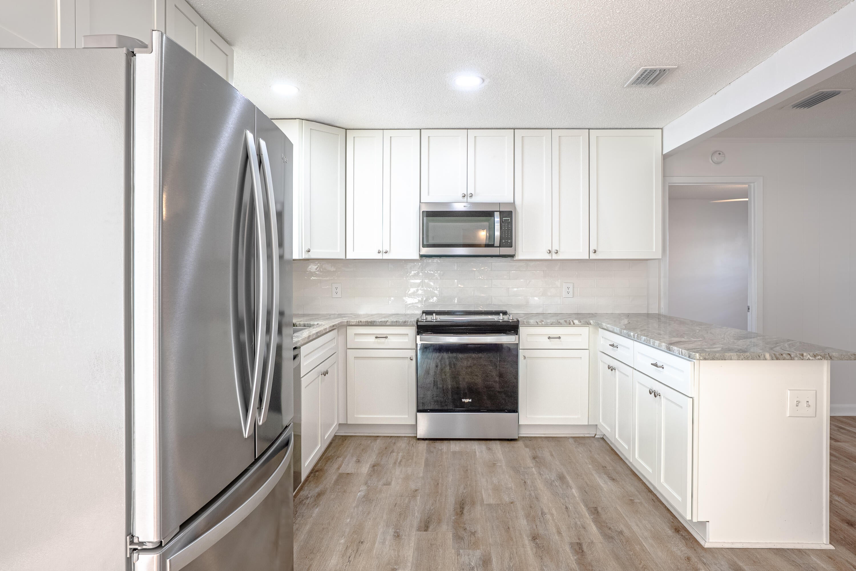 LAGUNA BEACH ESTATES 2ND ADDN - Residential Lease