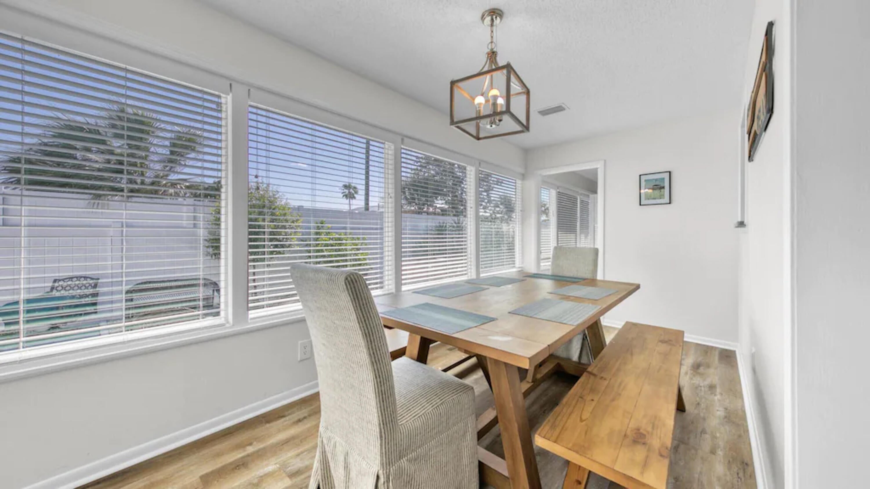 LAGUNA BEACH ESTATES 2ND ADDN - Residential Lease