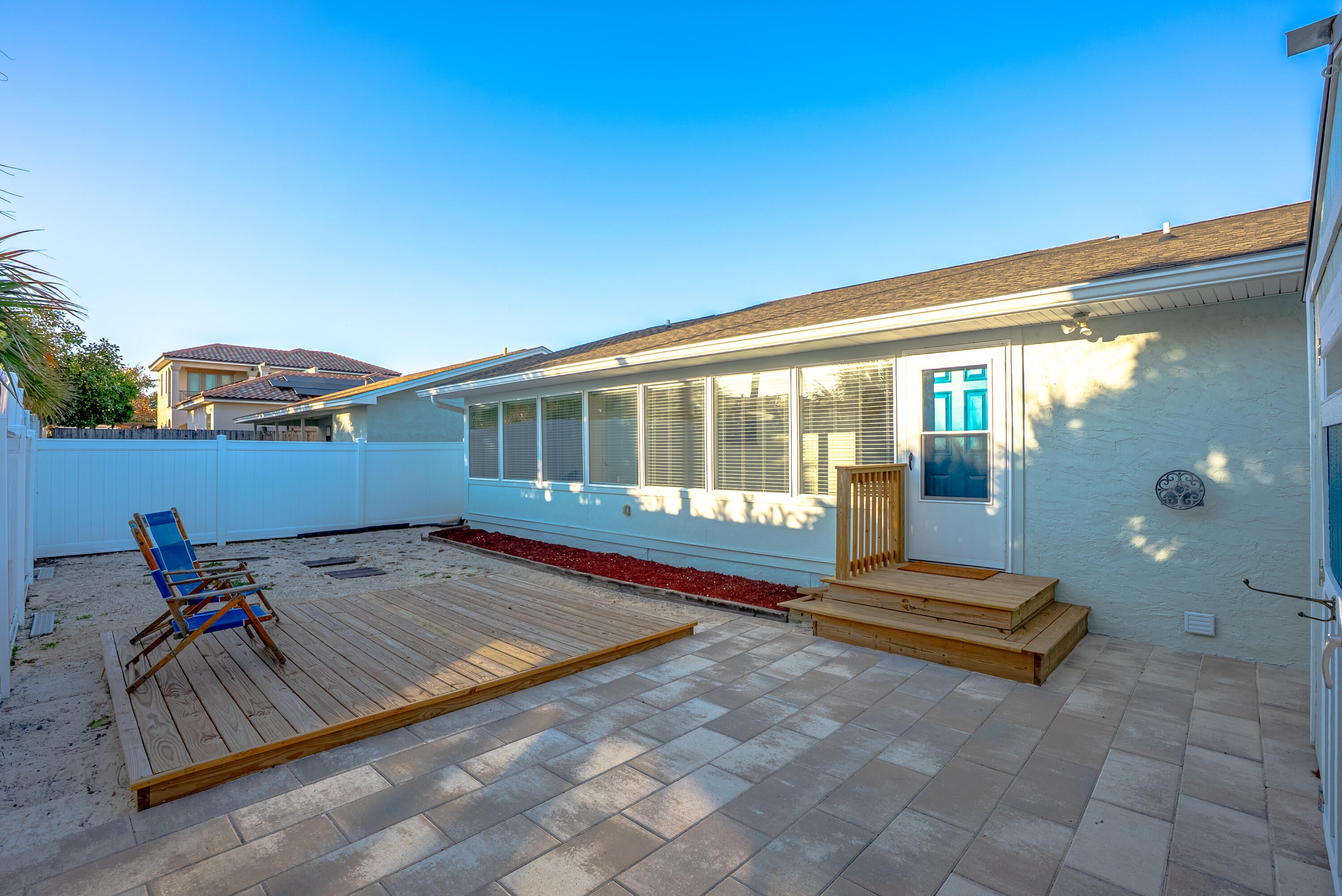 LAGUNA BEACH ESTATES 2ND ADDN - Residential Lease