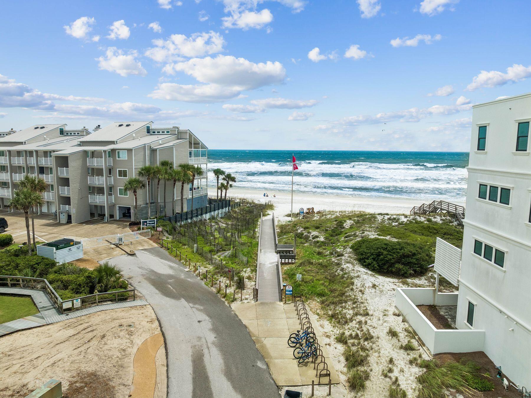 BEACHSIDE VILLAS CONDO - Residential