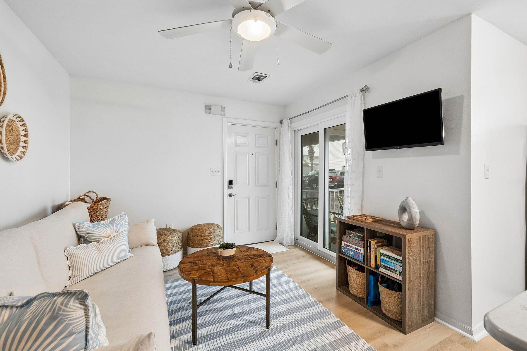 BEACHSIDE VILLAS CONDO - Residential