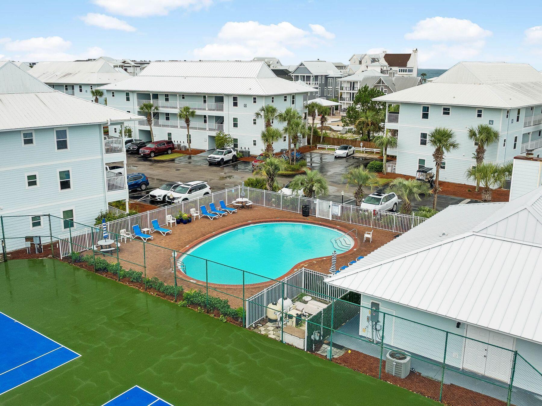 BEACHSIDE VILLAS CONDO - Residential