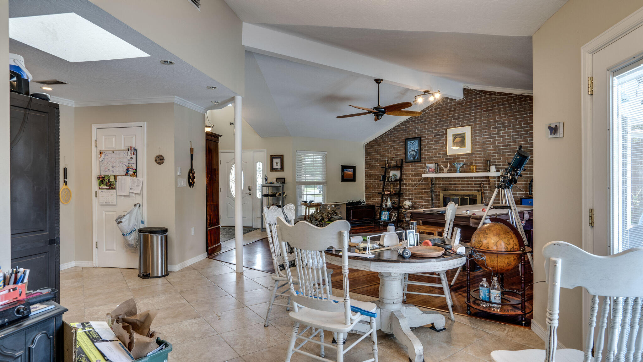 TANGLEWOOD S/D 1ST ADDN - Residential