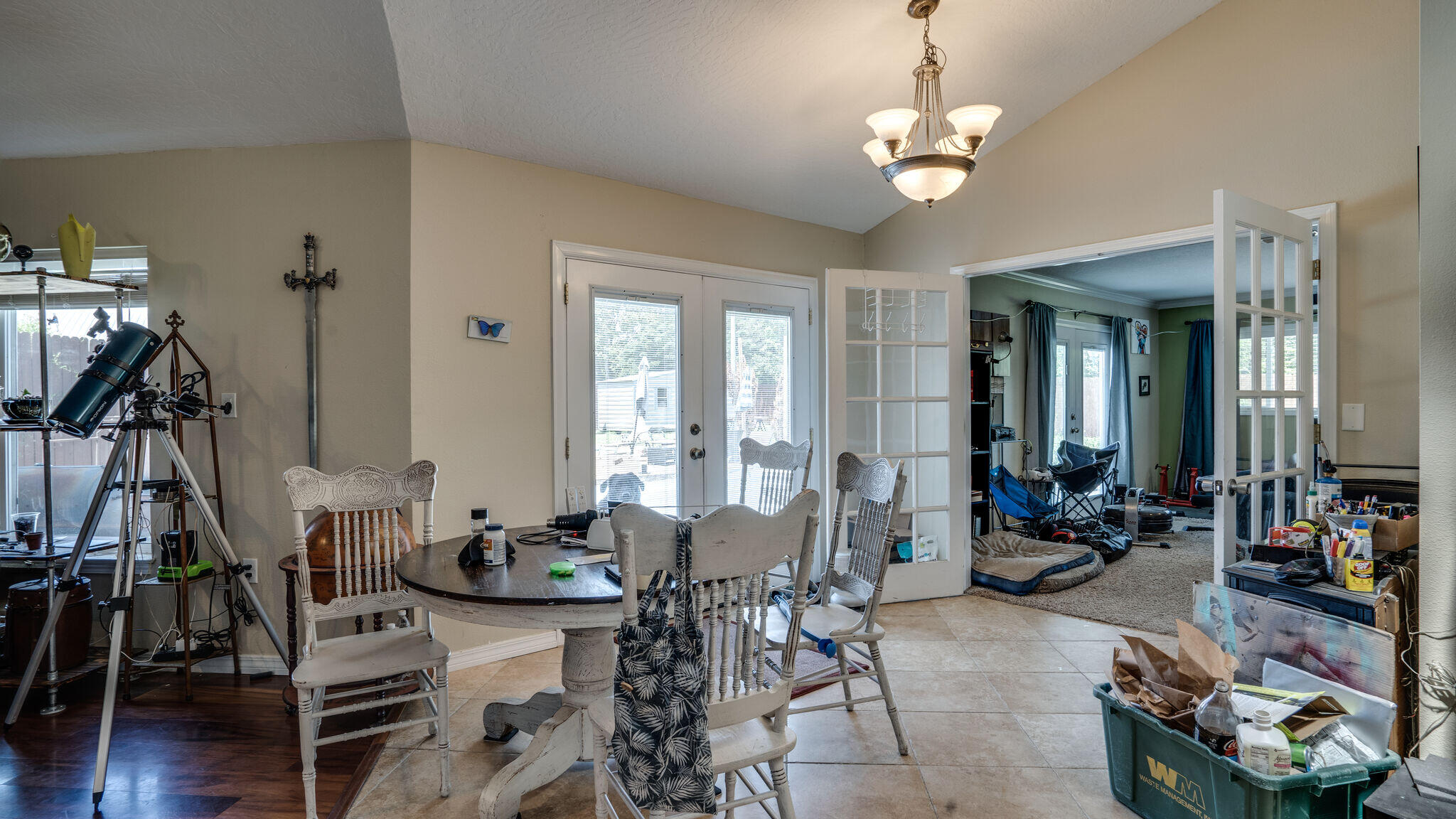 TANGLEWOOD S/D 1ST ADDN - Residential